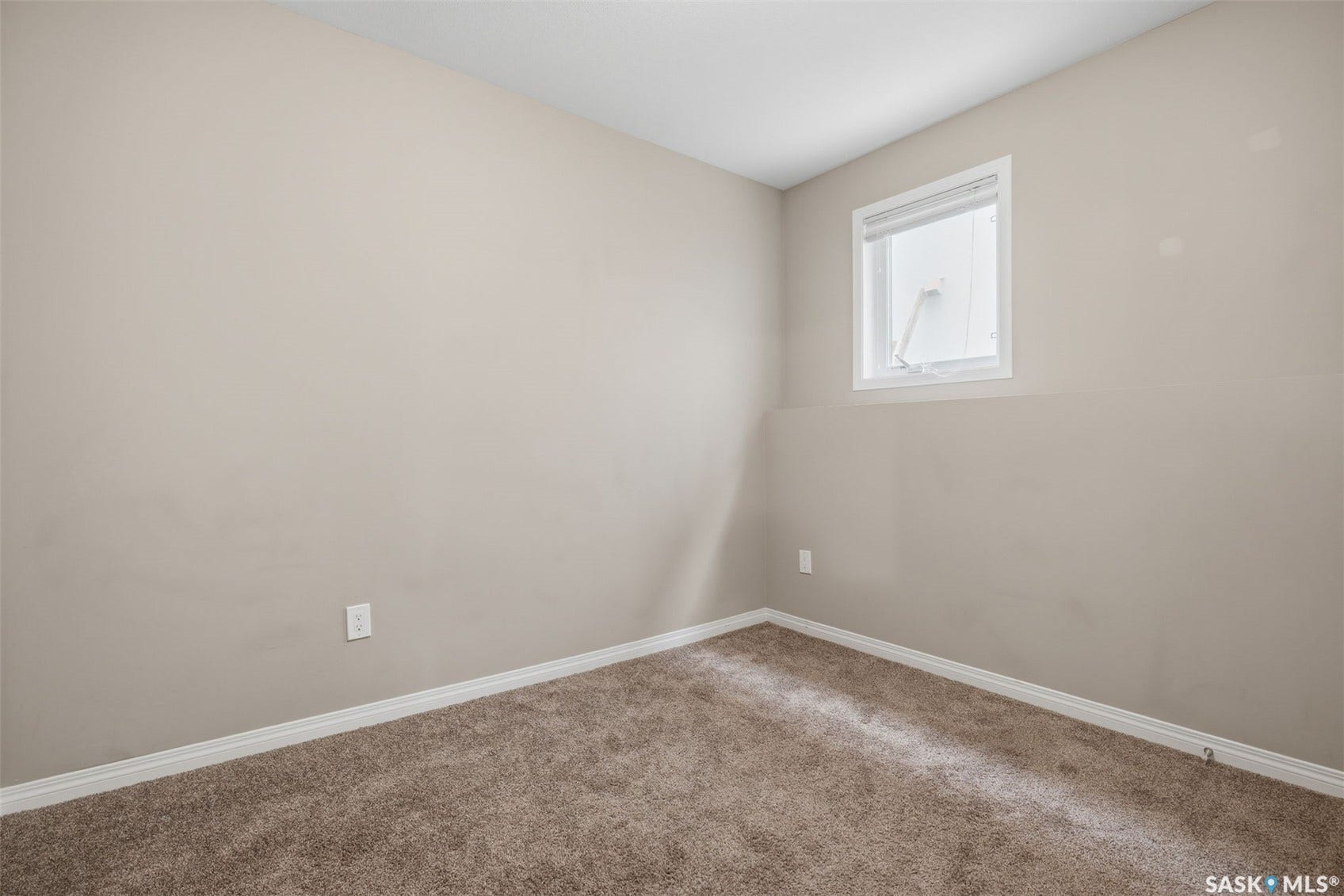 474 Kloppenburg Street, Saskatoon SK S7W 0N8
