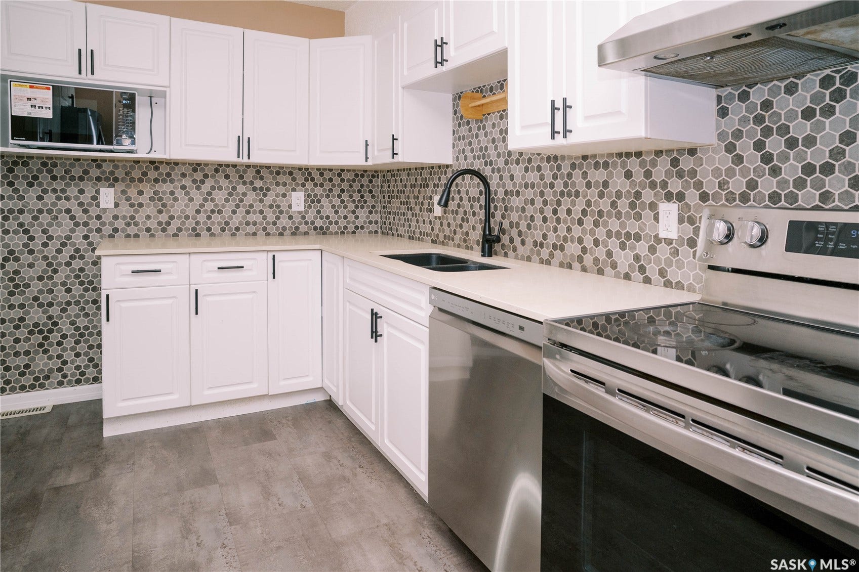 510 Prairie Avenue, #416, Saskatoon SK S7N 2V4 510 Prairie Avenue, #416, Saskatoon SK S7N 2V4
