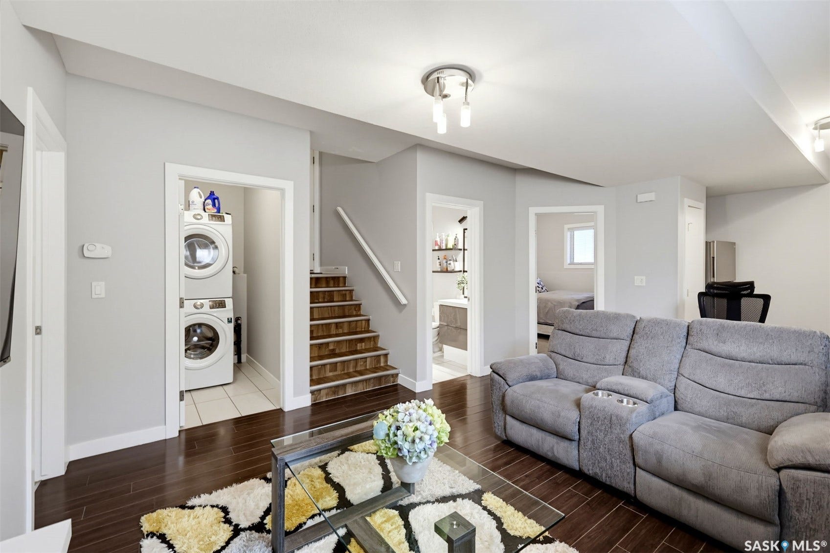 3814 33rd Street W, Saskatoon SK S7R 0M1