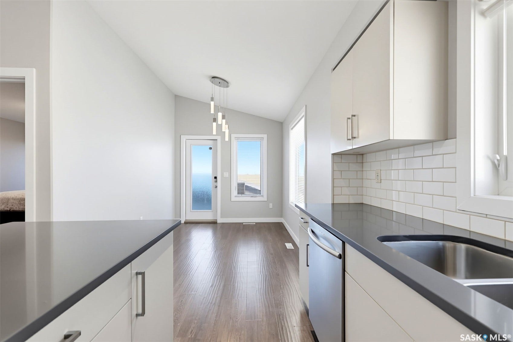 3814 33rd Street W, Saskatoon SK S7R 0M1