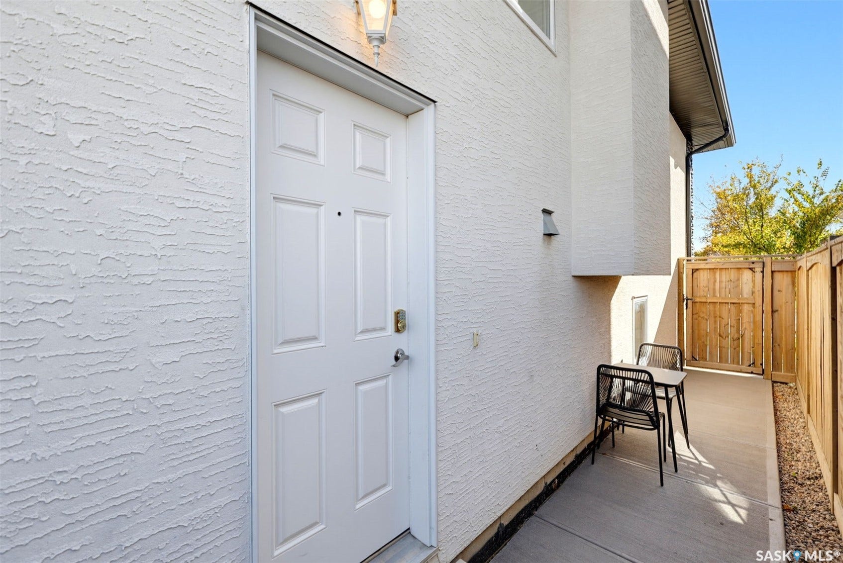 3814 33rd Street W, Saskatoon SK S7R 0M1