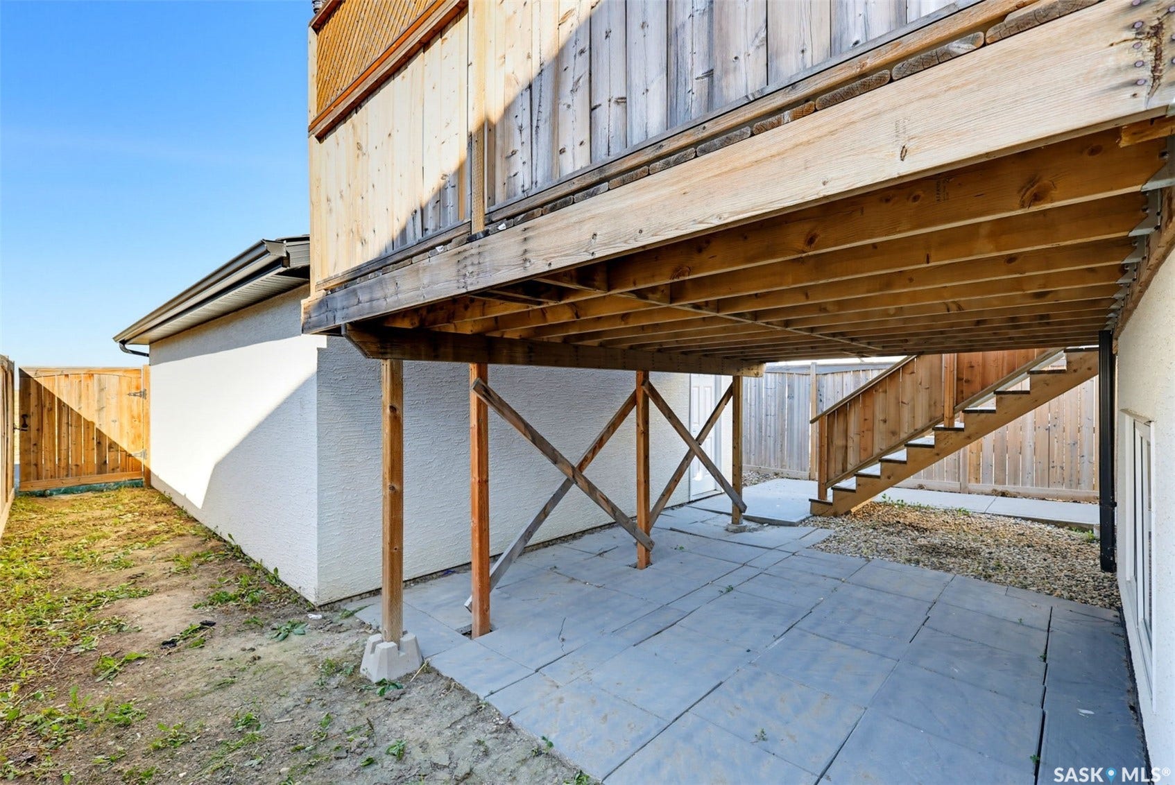 3814 33rd Street W, Saskatoon SK S7R 0M1