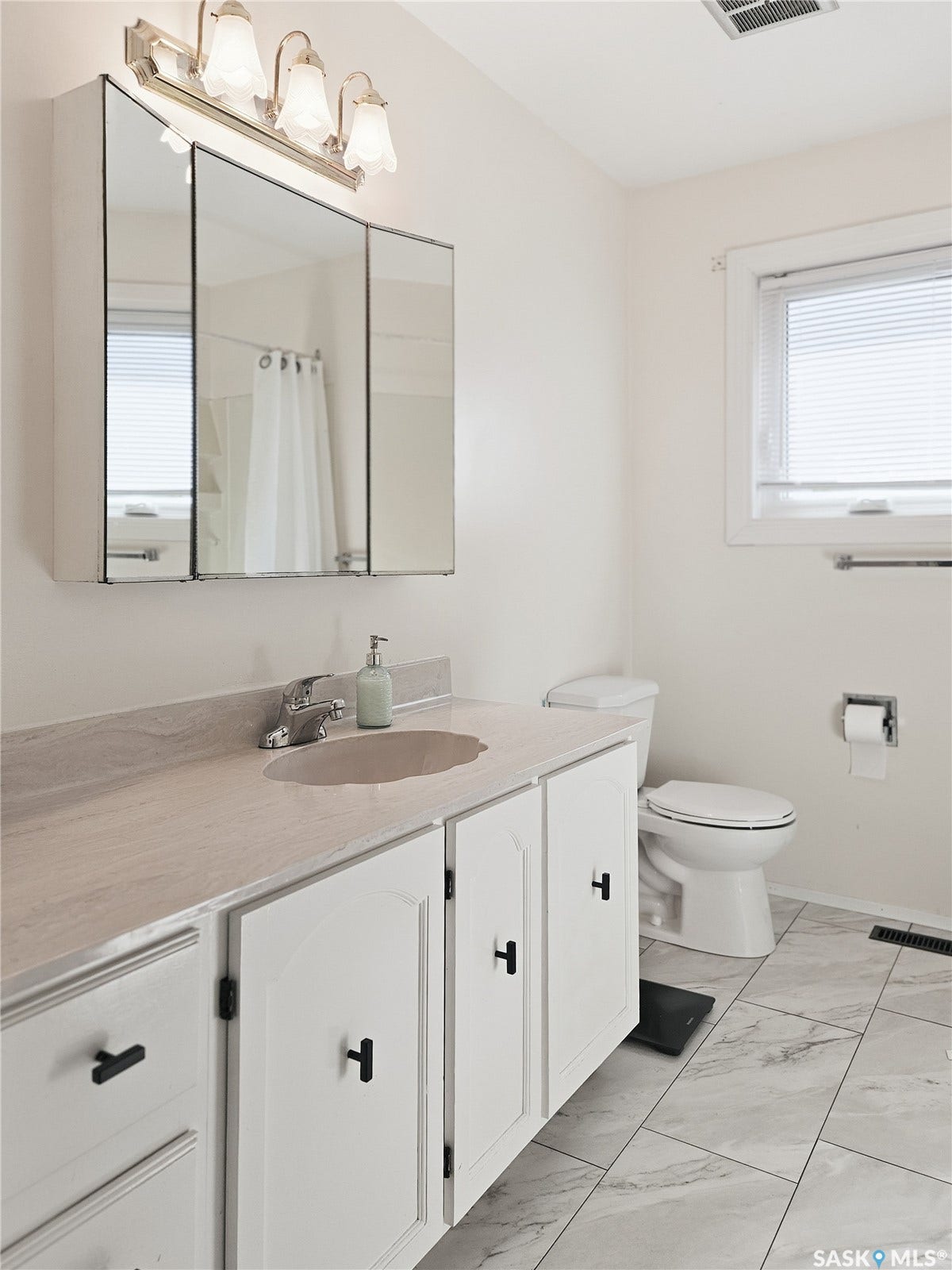 909 King Street, Rosetown SK S0L 2V0