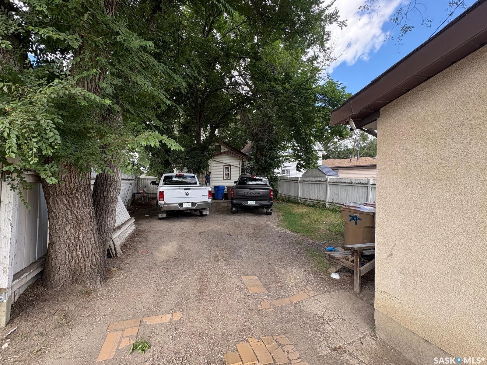1579 Athol Street, Regina SK S4T 3C9