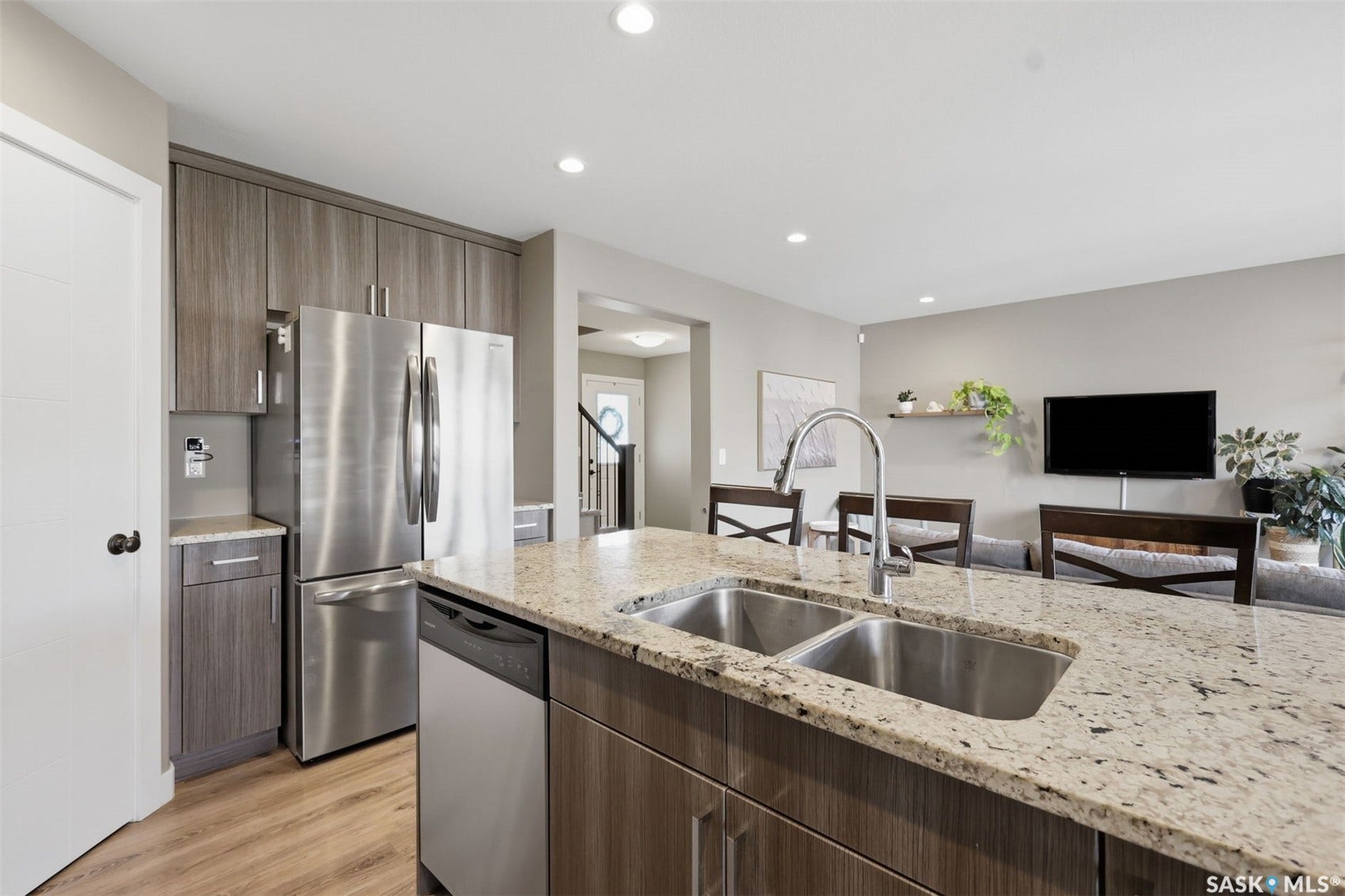 145 Cowan Crescent, Martensville SK S0K 2T1
