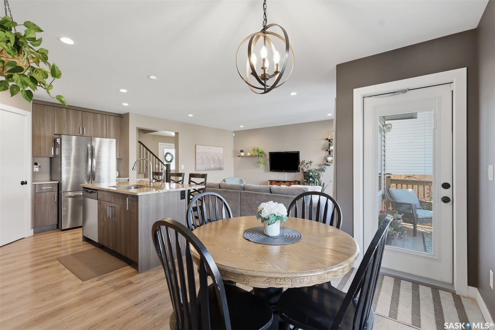 145 Cowan Crescent, Martensville SK S0K 2T1