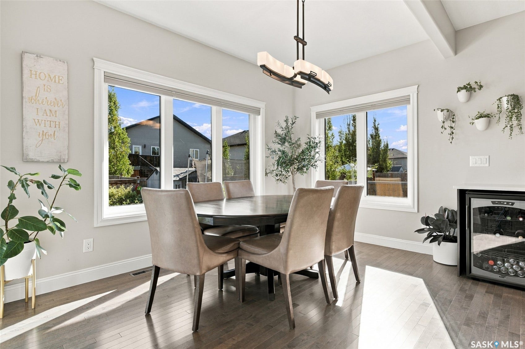 831 Salloum Crescent, Saskatoon SK S7W 0N2