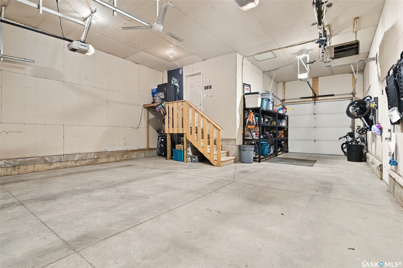 831 Salloum Crescent, Saskatoon SK S7W 0N2