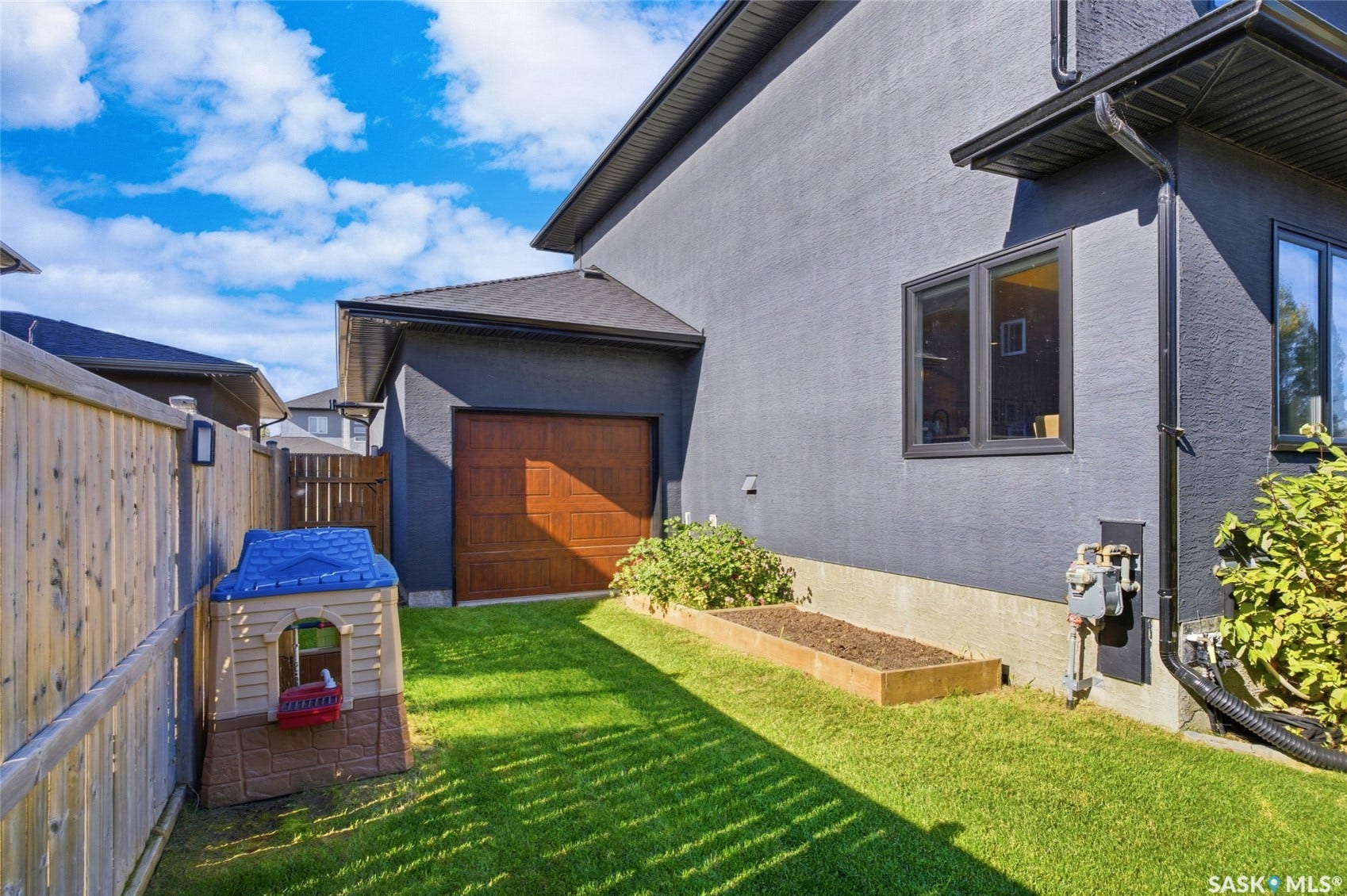 831 Salloum Crescent, Saskatoon SK S7W 0N2