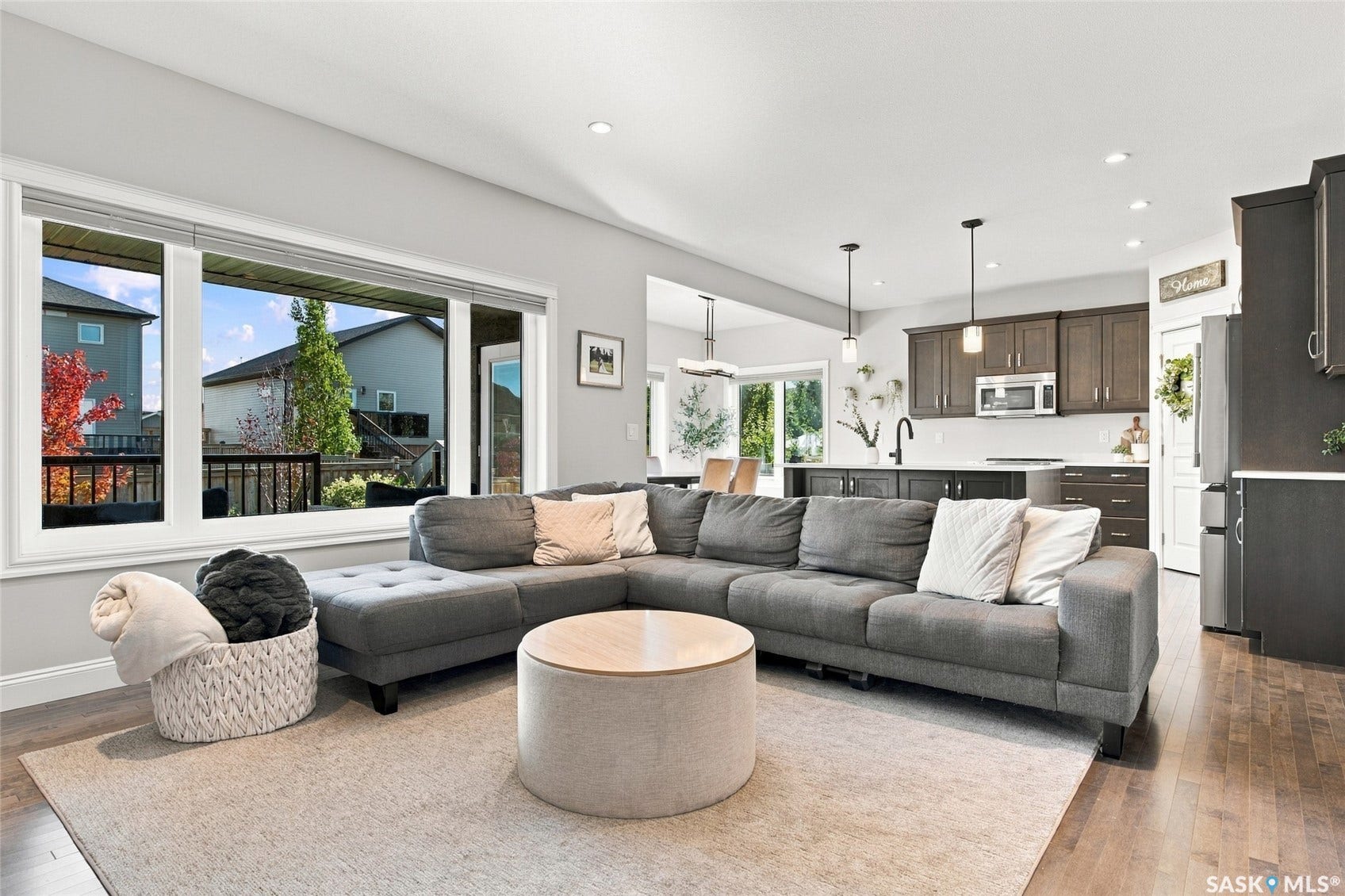 831 Salloum Crescent, Saskatoon SK S7W 0N2