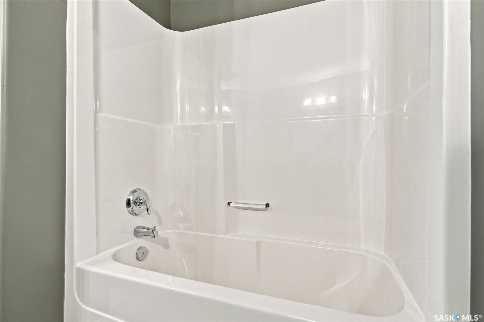 831 Salloum Crescent, Saskatoon SK S7W 0N2
