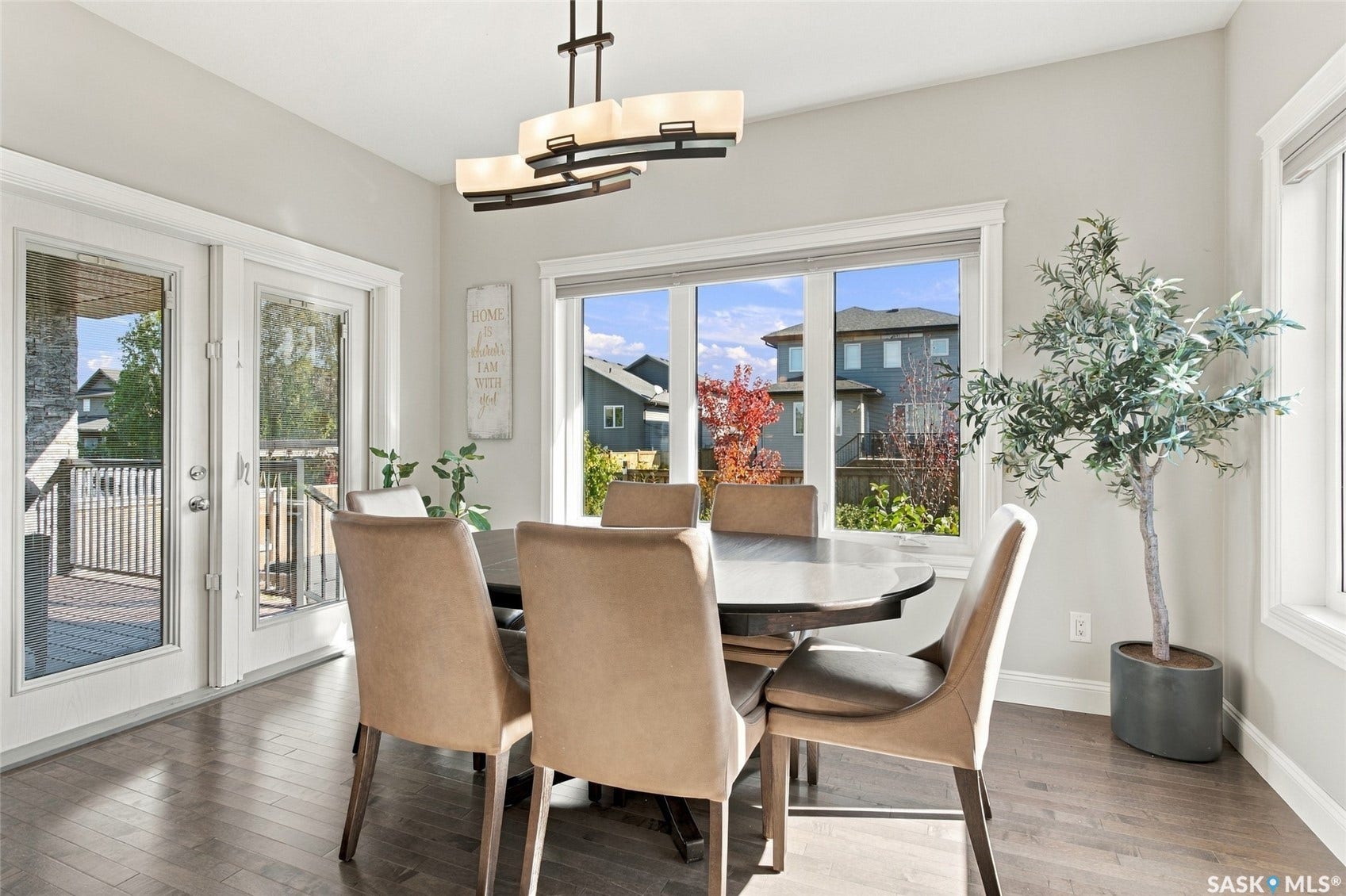 831 Salloum Crescent, Saskatoon SK S7W 0N2