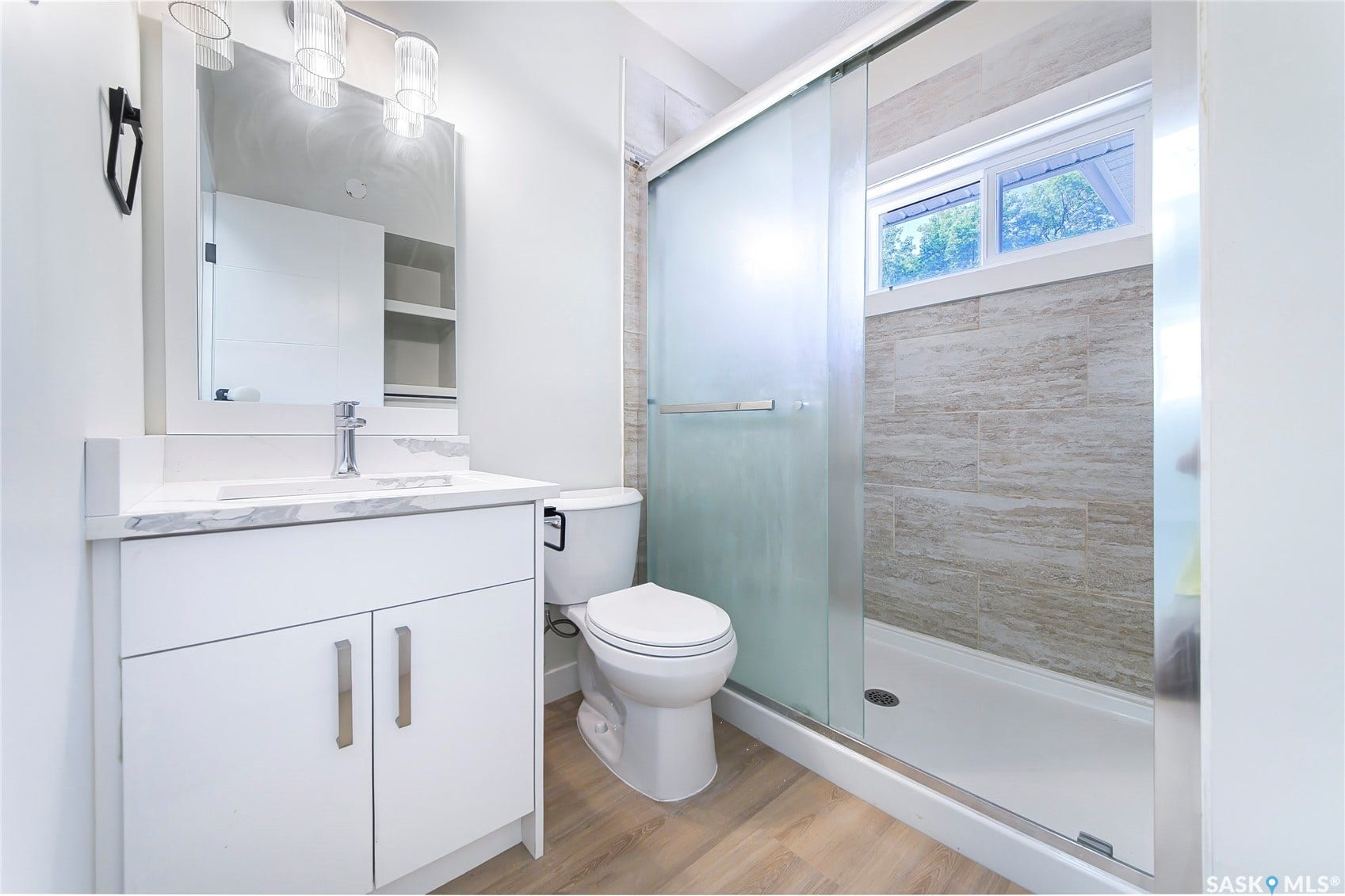 451 R Avenue S, Saskatoon SK S7M 2Z4