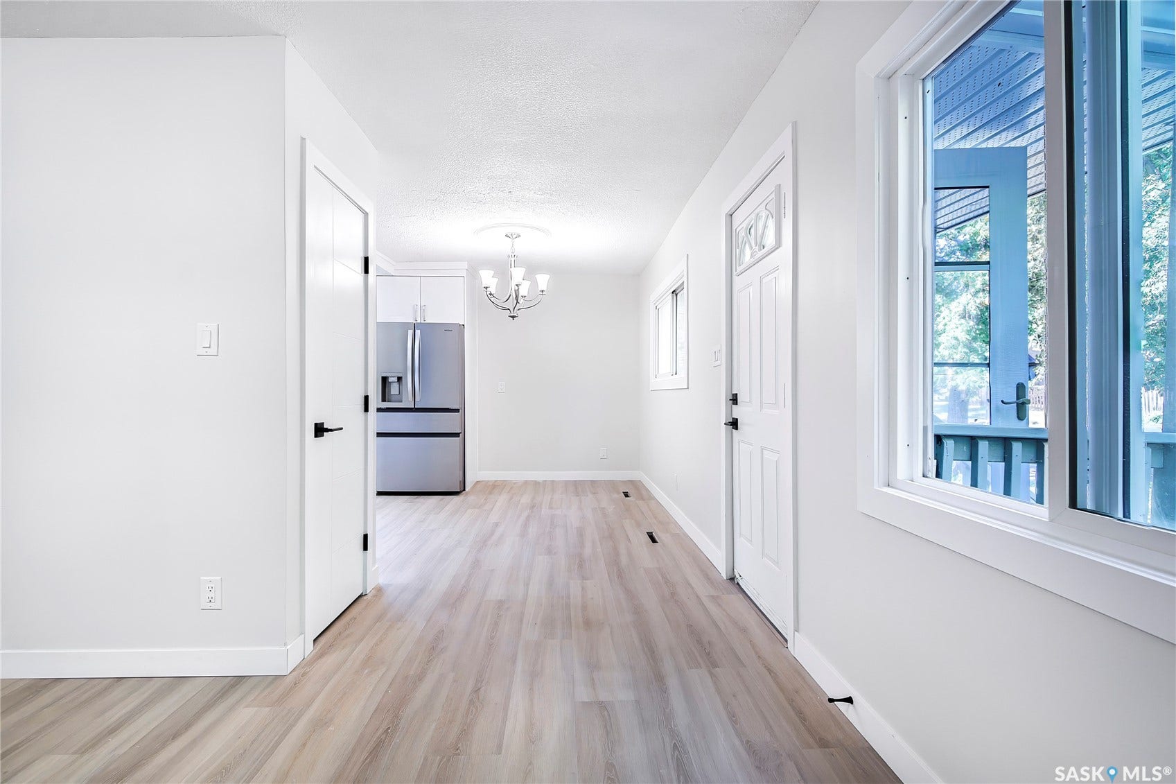 451 R Avenue S, Saskatoon SK S7M 2Z4