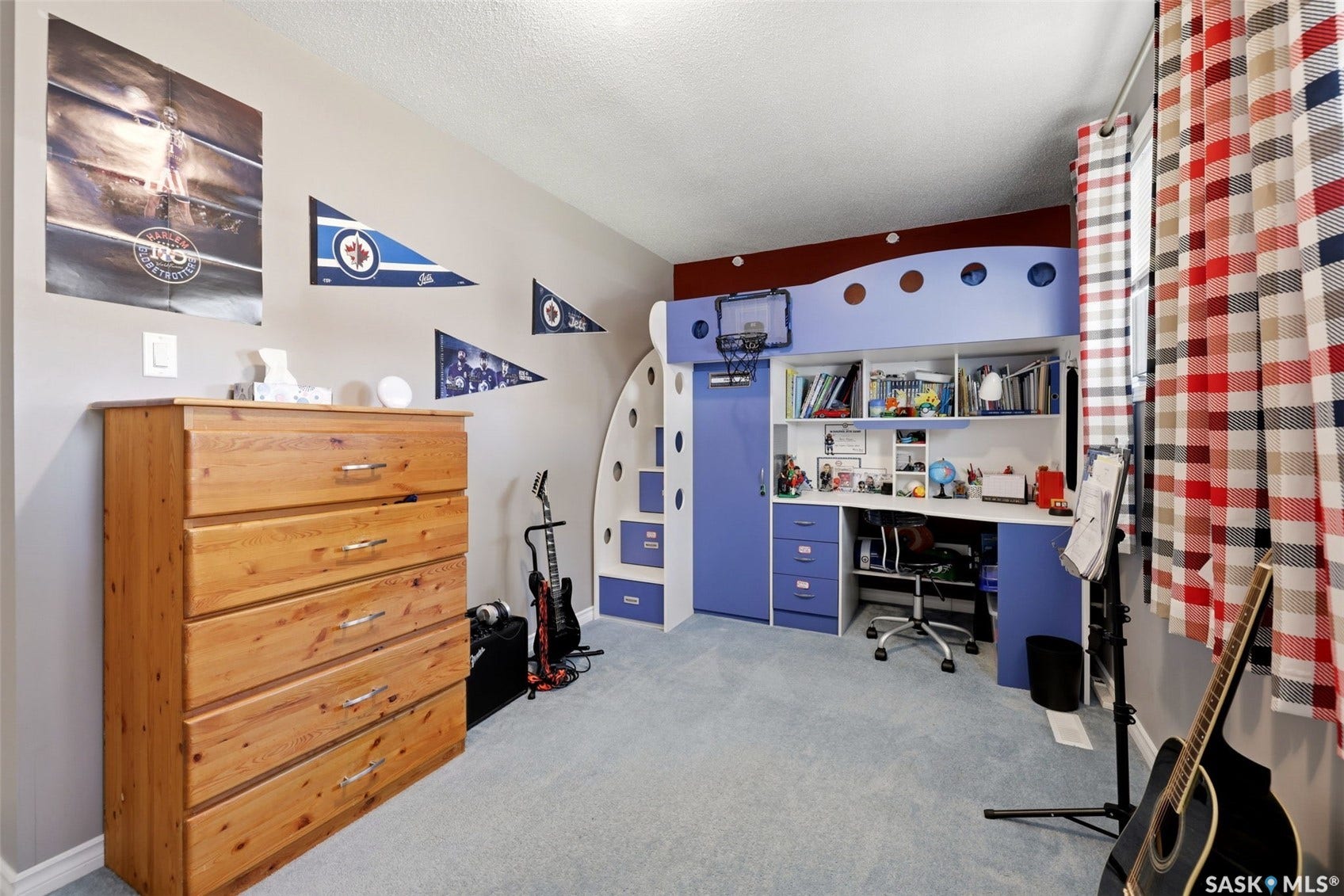 111 Elmview Road, Regina SK S4R 0B5