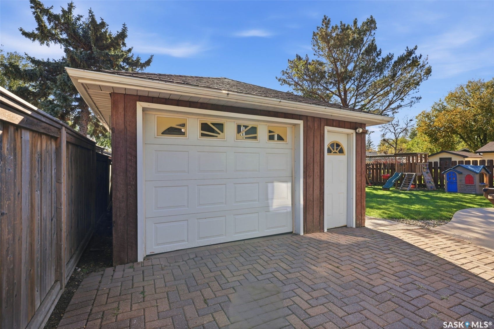 111 Elmview Road, Regina SK S4R 0B5