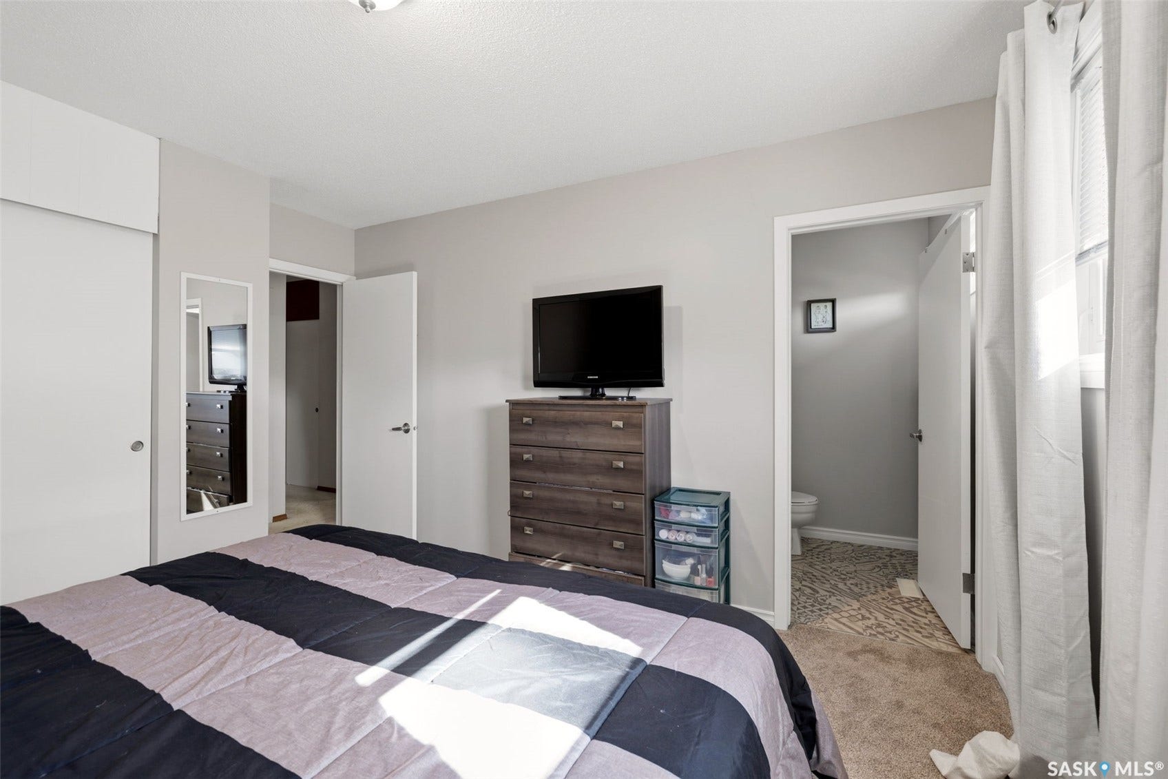 111 Elmview Road, Regina SK S4R 0B5