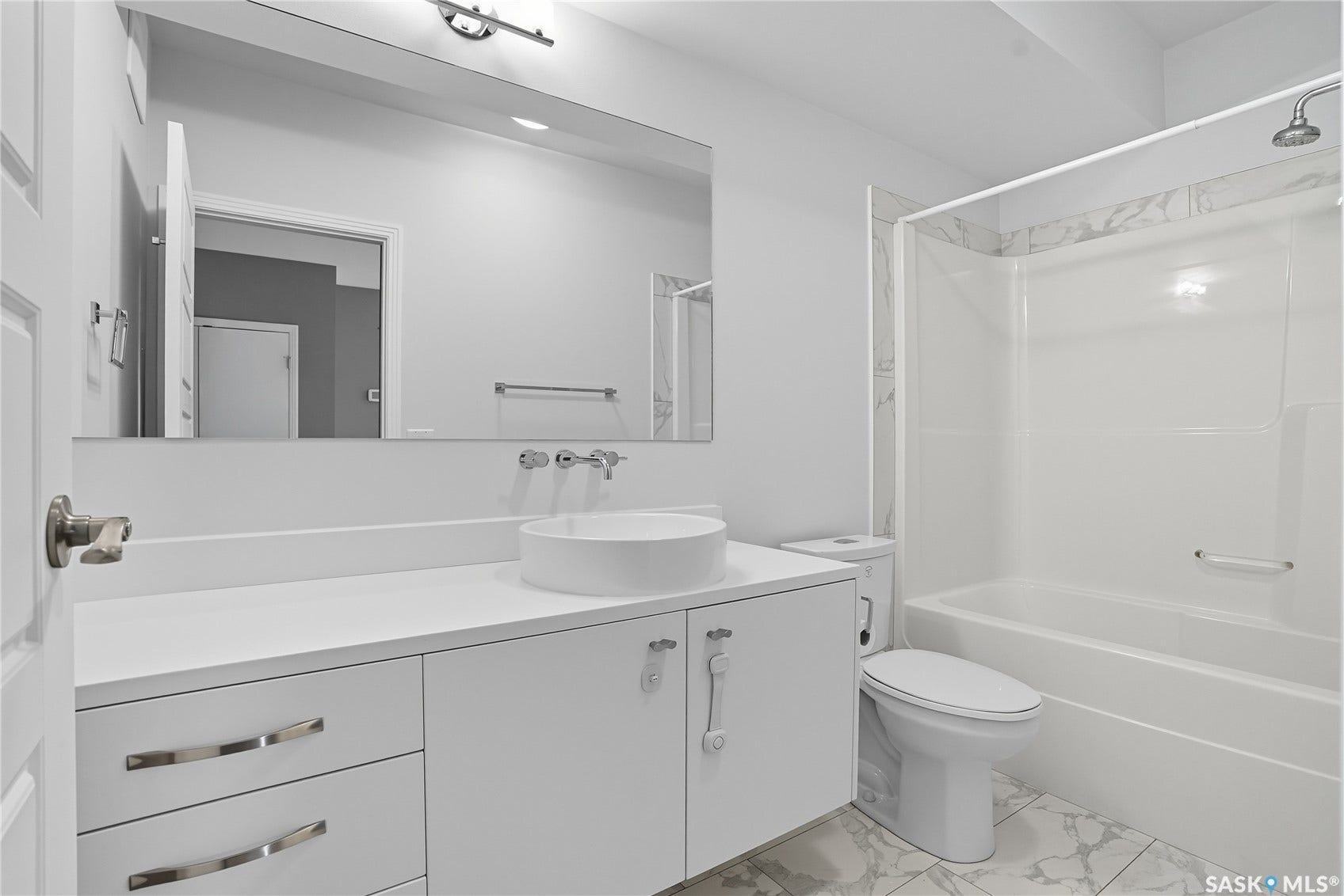 922 Broadway Avenue, #501, Saskatoon SK S7N 1B7