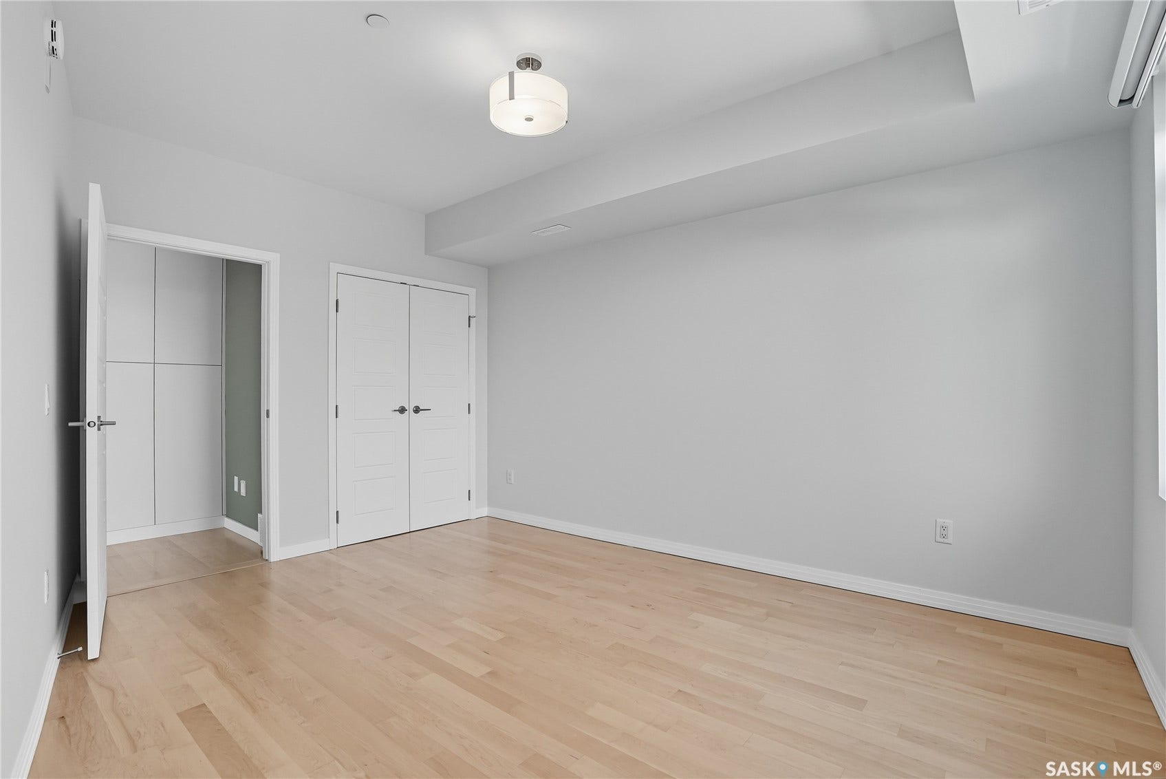 922 Broadway Avenue, #501, Saskatoon SK S7N 1B7