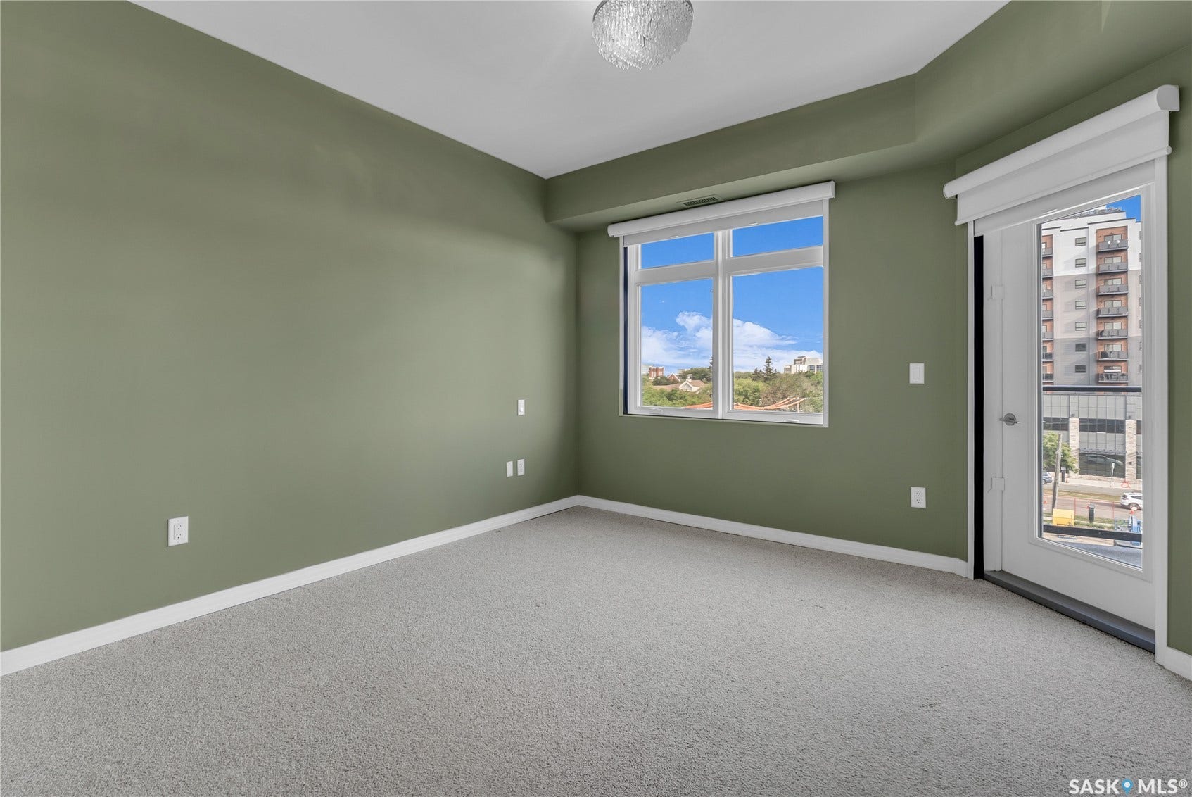 922 Broadway Avenue, #501, Saskatoon SK S7N 1B7