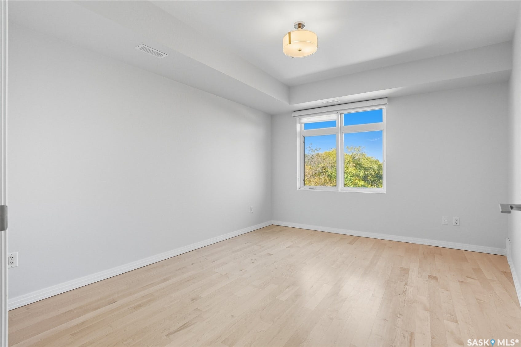 922 Broadway Avenue, #501, Saskatoon SK S7N 1B7