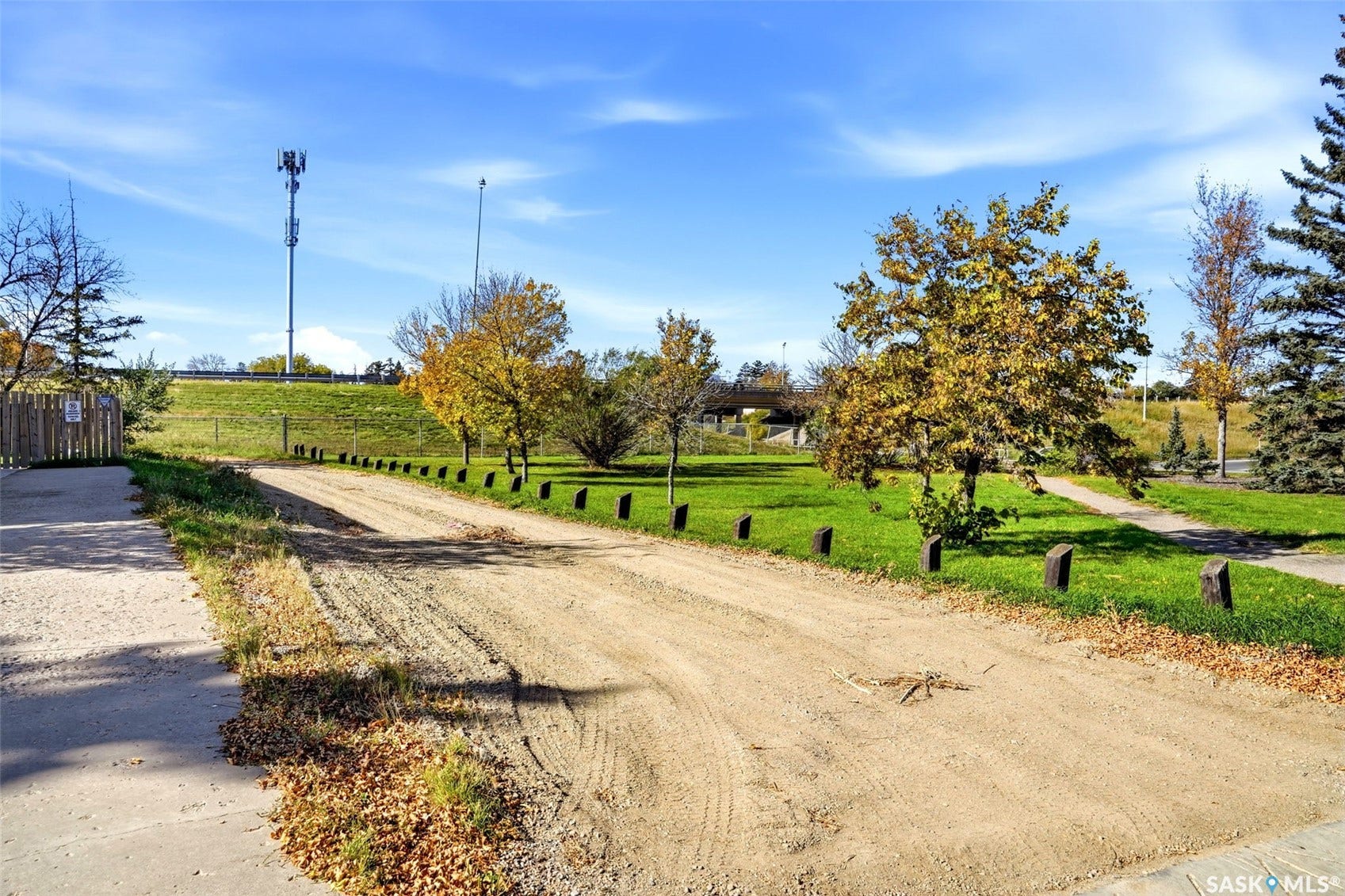 1502 Grosvenor Street, Regina SK S4N 4C6