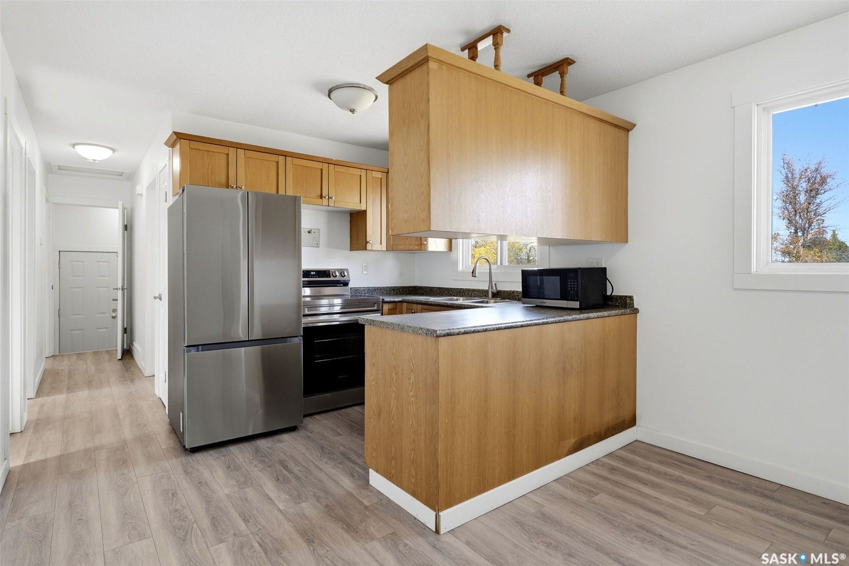 1502 Grosvenor Street, Regina SK S4N 4C6