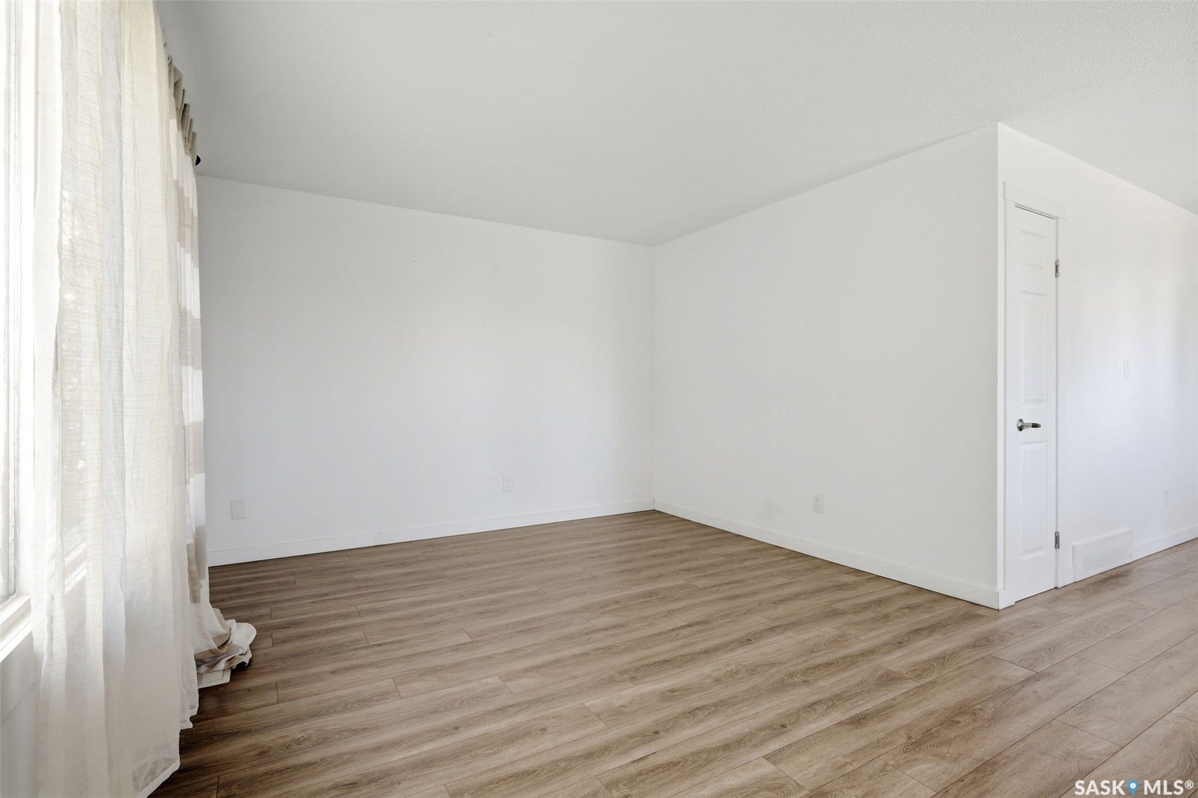 1502 Grosvenor Street, Regina SK S4N 4C6