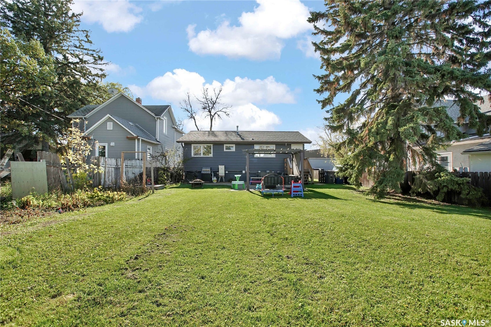 1014 5th Street, Rosthern SK S0K 3R0