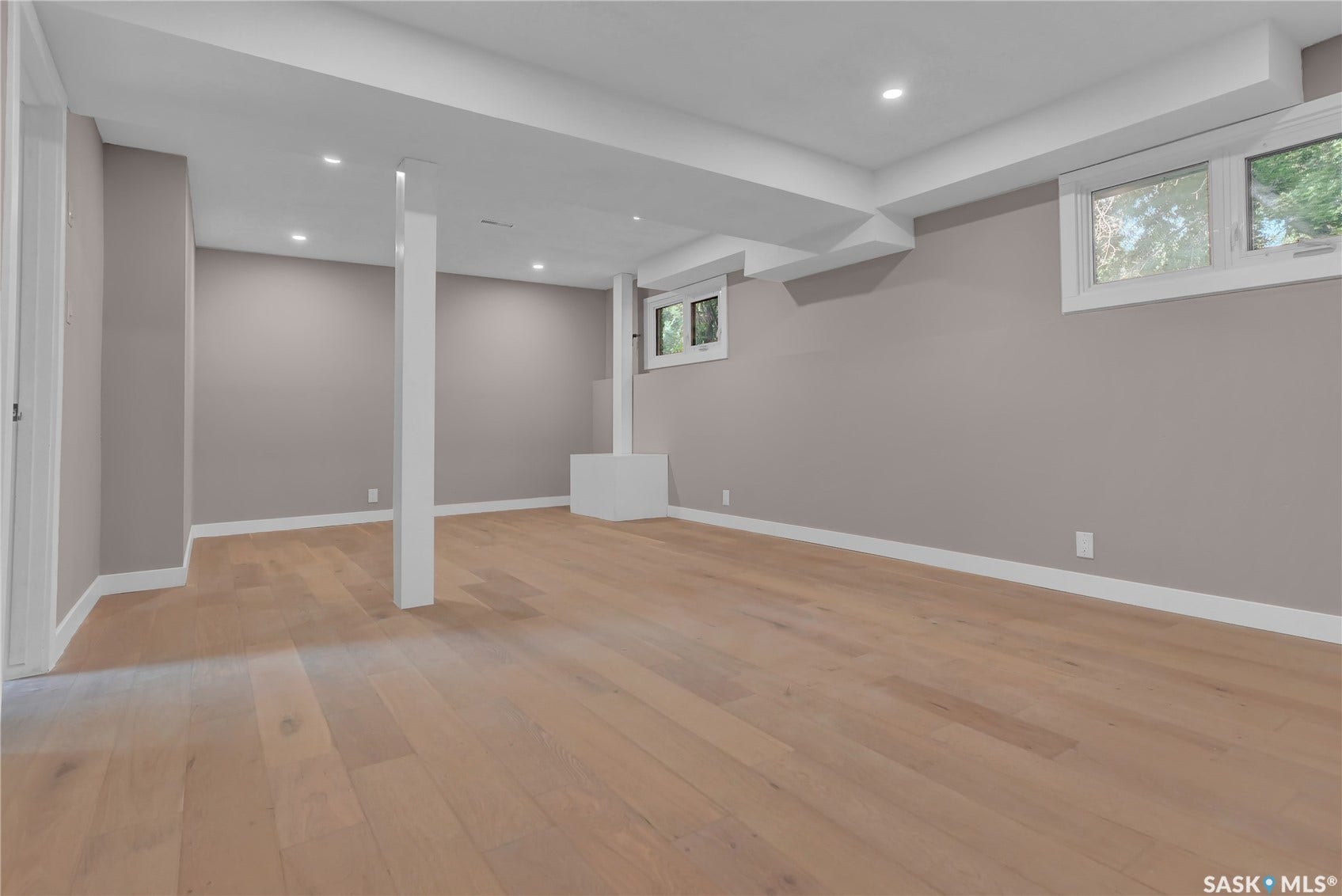 1426 SOUTHAM Street, Regina SK S4T 6T7