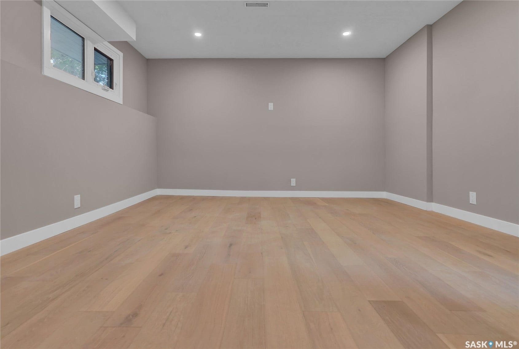 1426 SOUTHAM Street, Regina SK S4T 6T7