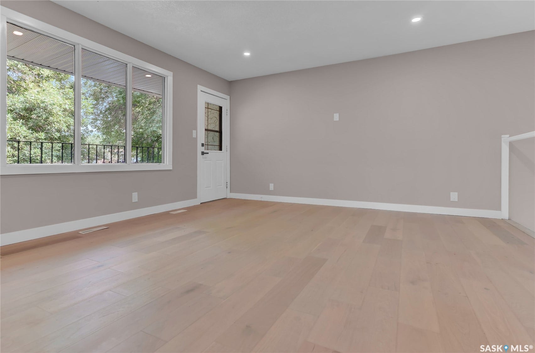 1426 SOUTHAM Street, Regina SK S4T 6T7