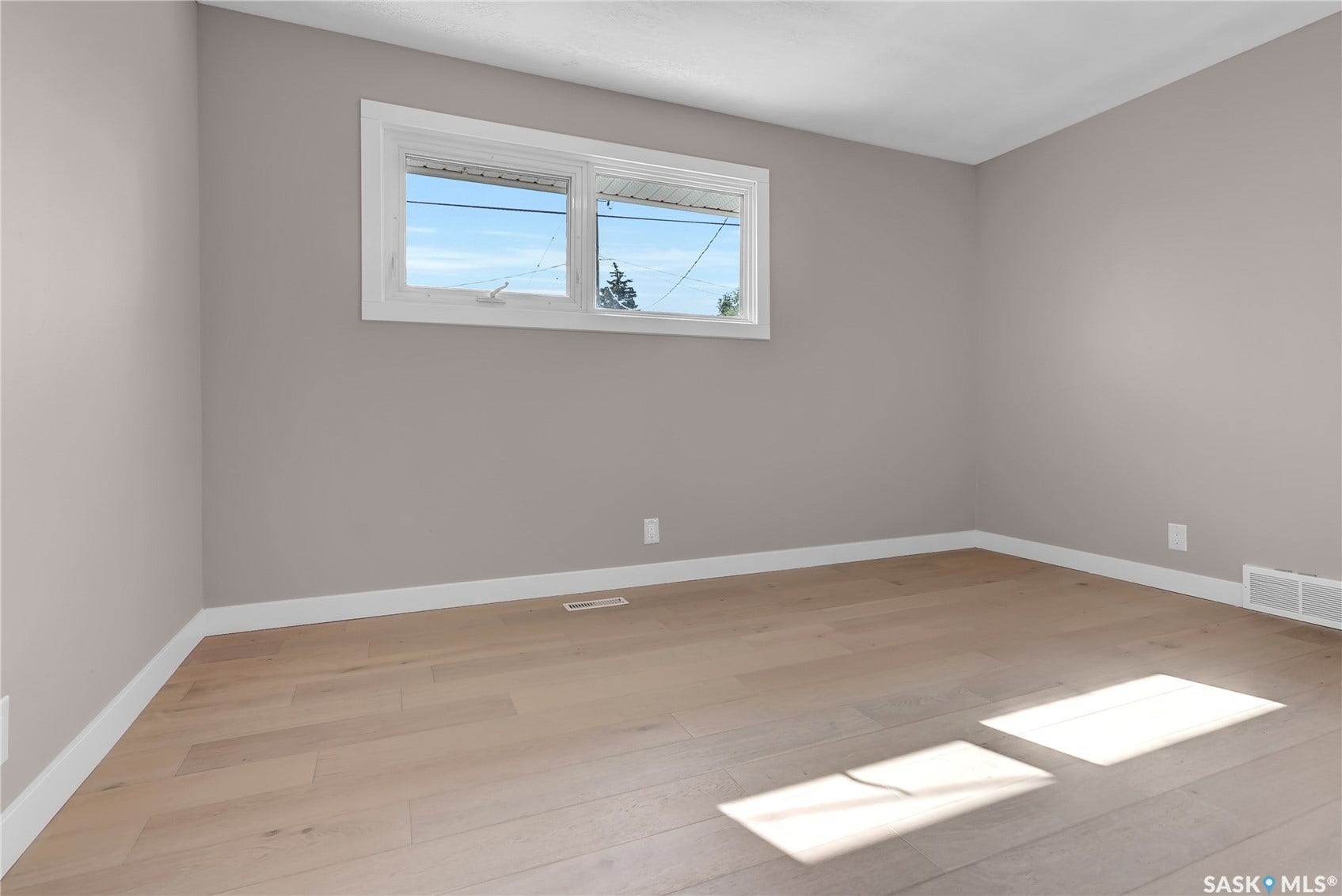 1426 SOUTHAM Street, Regina SK S4T 6T7