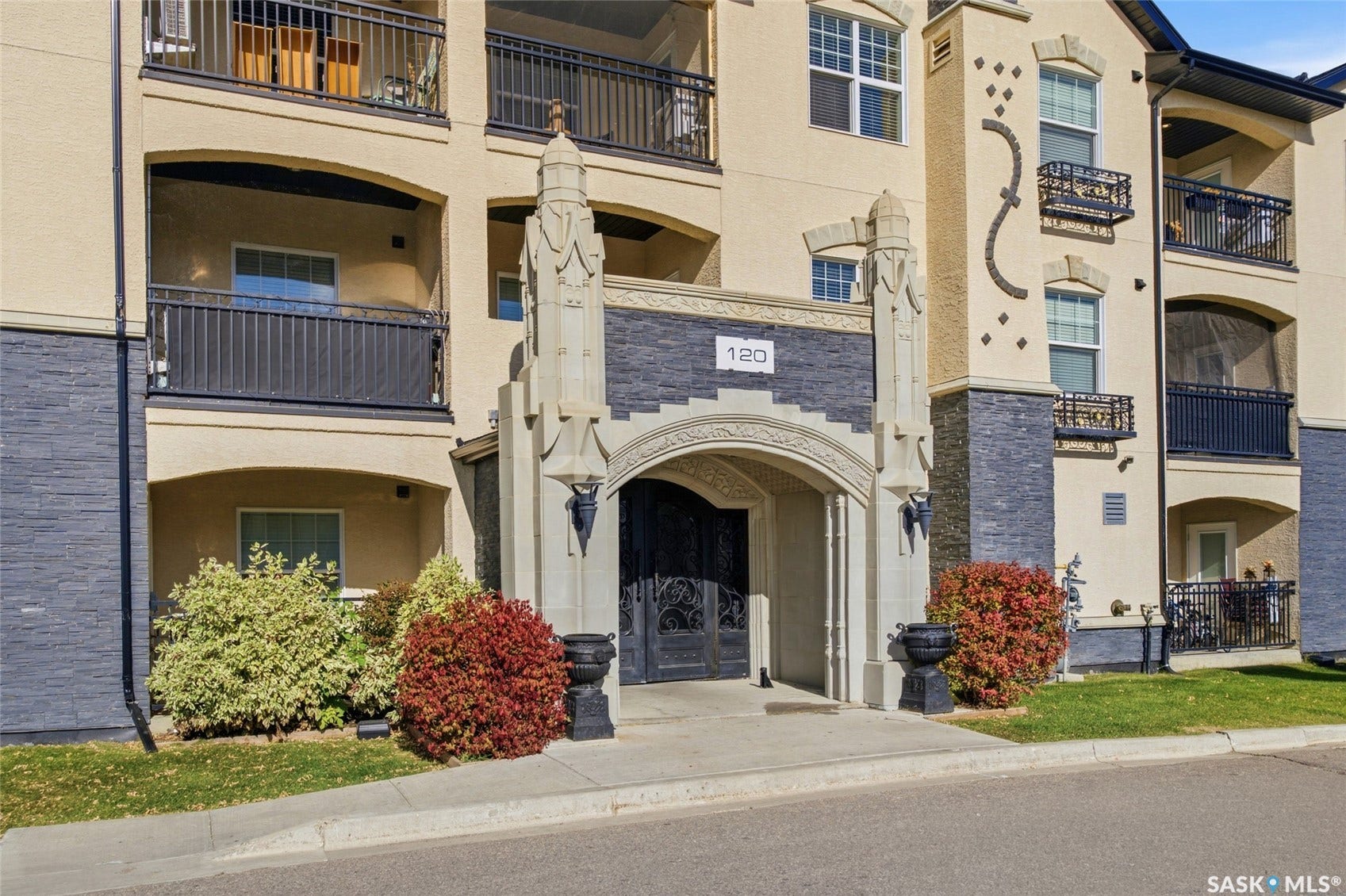 120 Phelps Way, #212, Saskatoon SK S7K 0K4