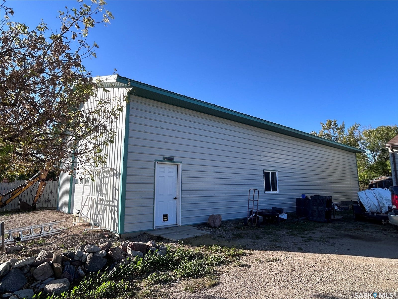 207 1st Street, North Portal SK S0C 1W0 207 1st Street, North Portal SK S0C 1W0