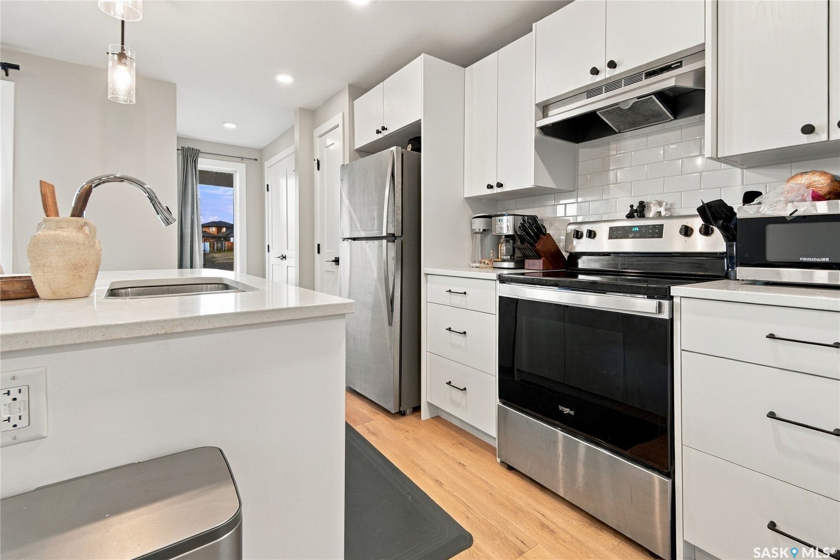 Suite - Kitchen
