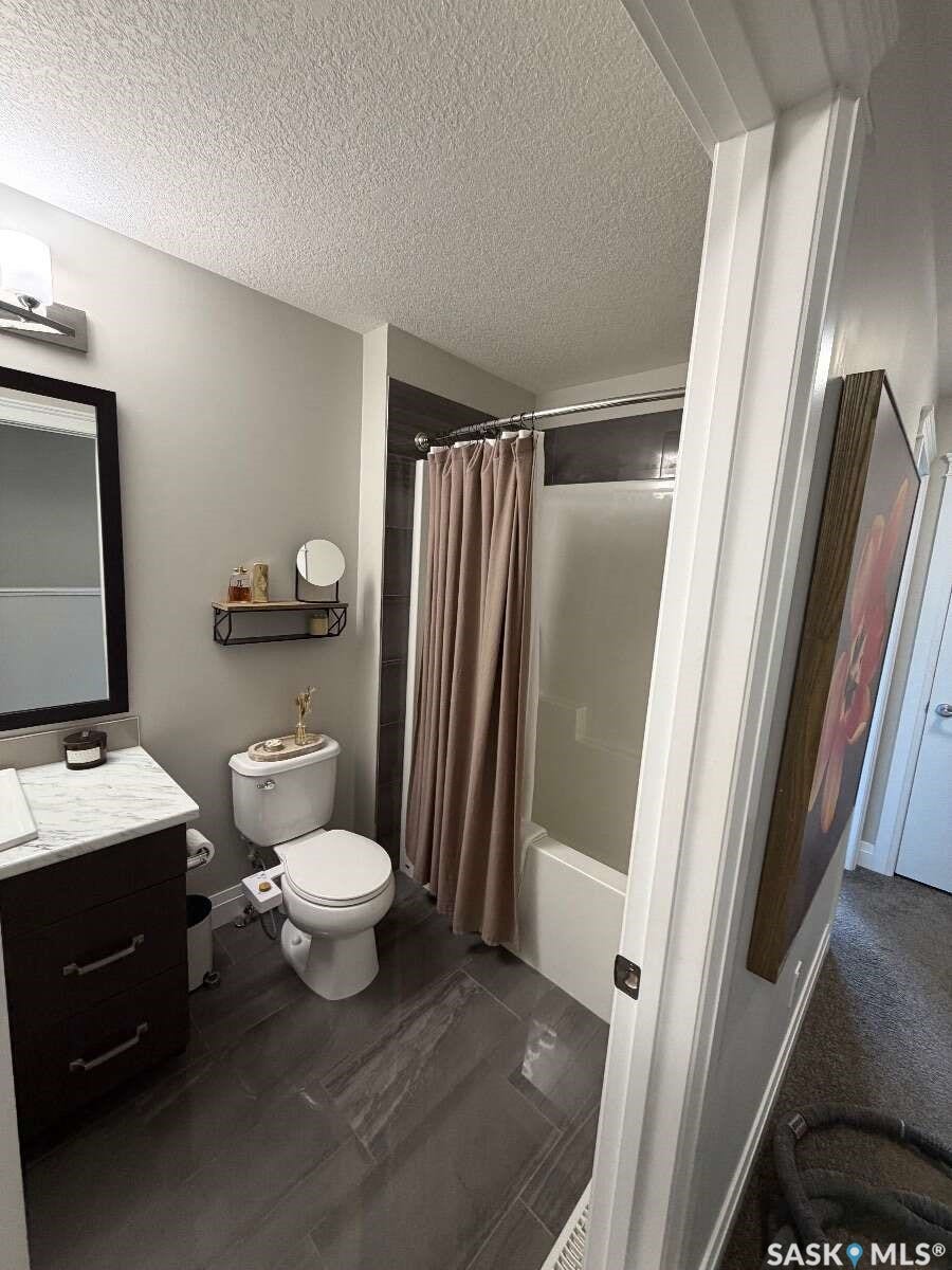 5325 Green Silverberry Drive E, Regina SK S4V 3M5
