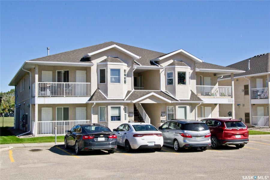 Property photo for 1049 Birchwood Place, Regina SK