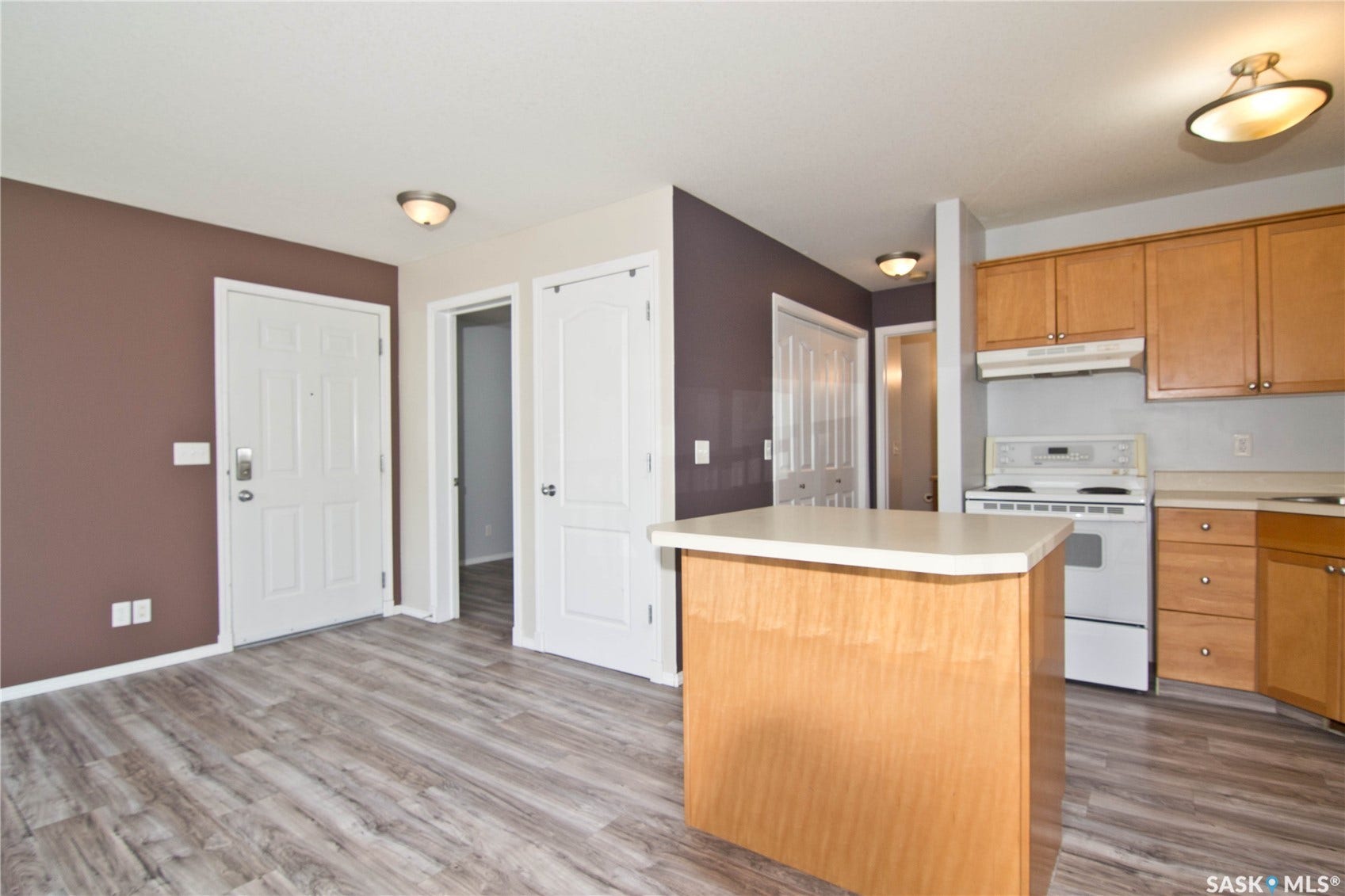 1049 Birchwood Place, Regina SK S4S 7L1 1049 Birchwood Place, Regina SK S4S 7L1