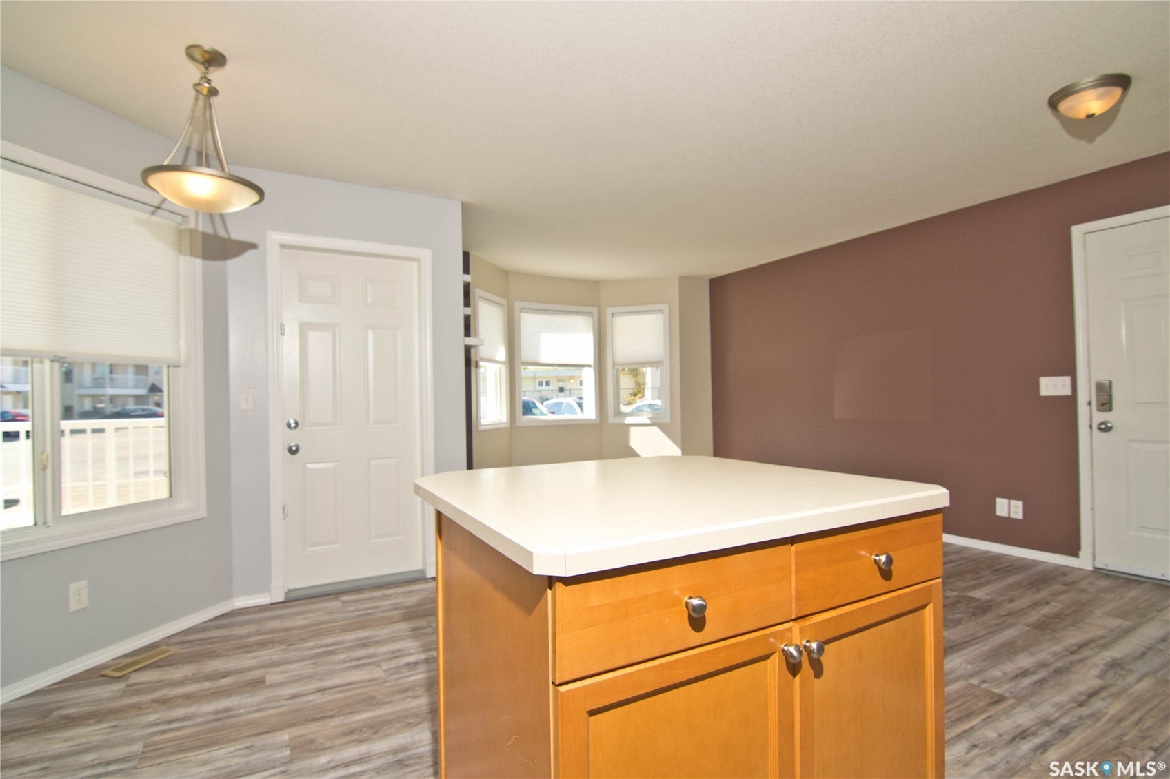 1049 Birchwood Place, Regina SK S4S 7L1 1049 Birchwood Place, Regina SK S4S 7L1