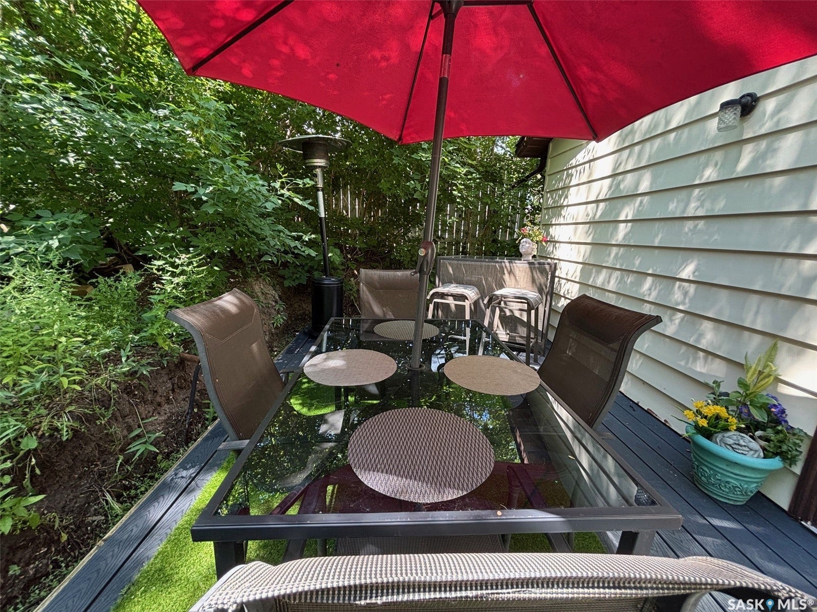 232 Green Avenue, Regina Beach SK S0G 4C0