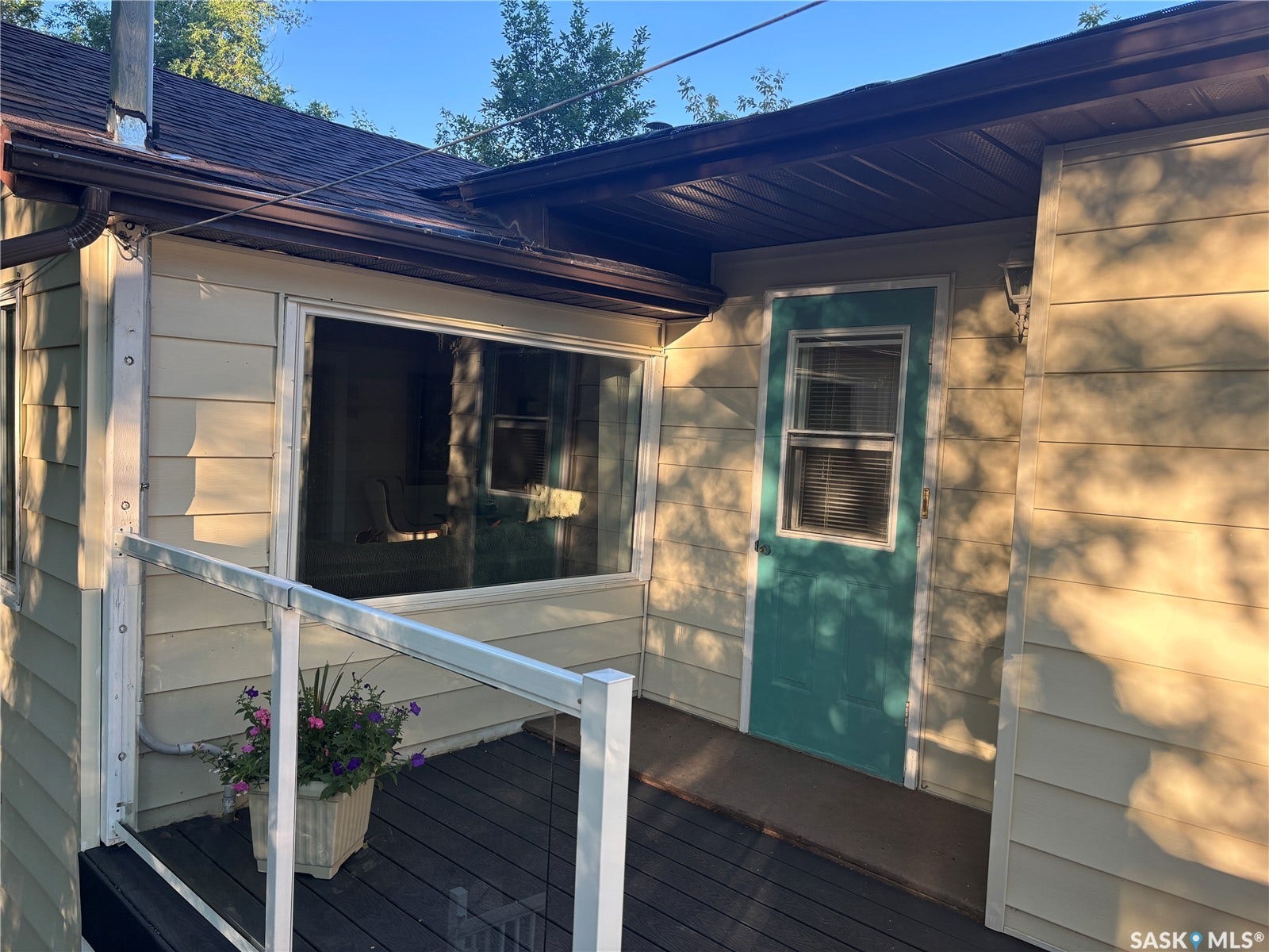 232 Green Avenue, Regina Beach SK S0G 4C0