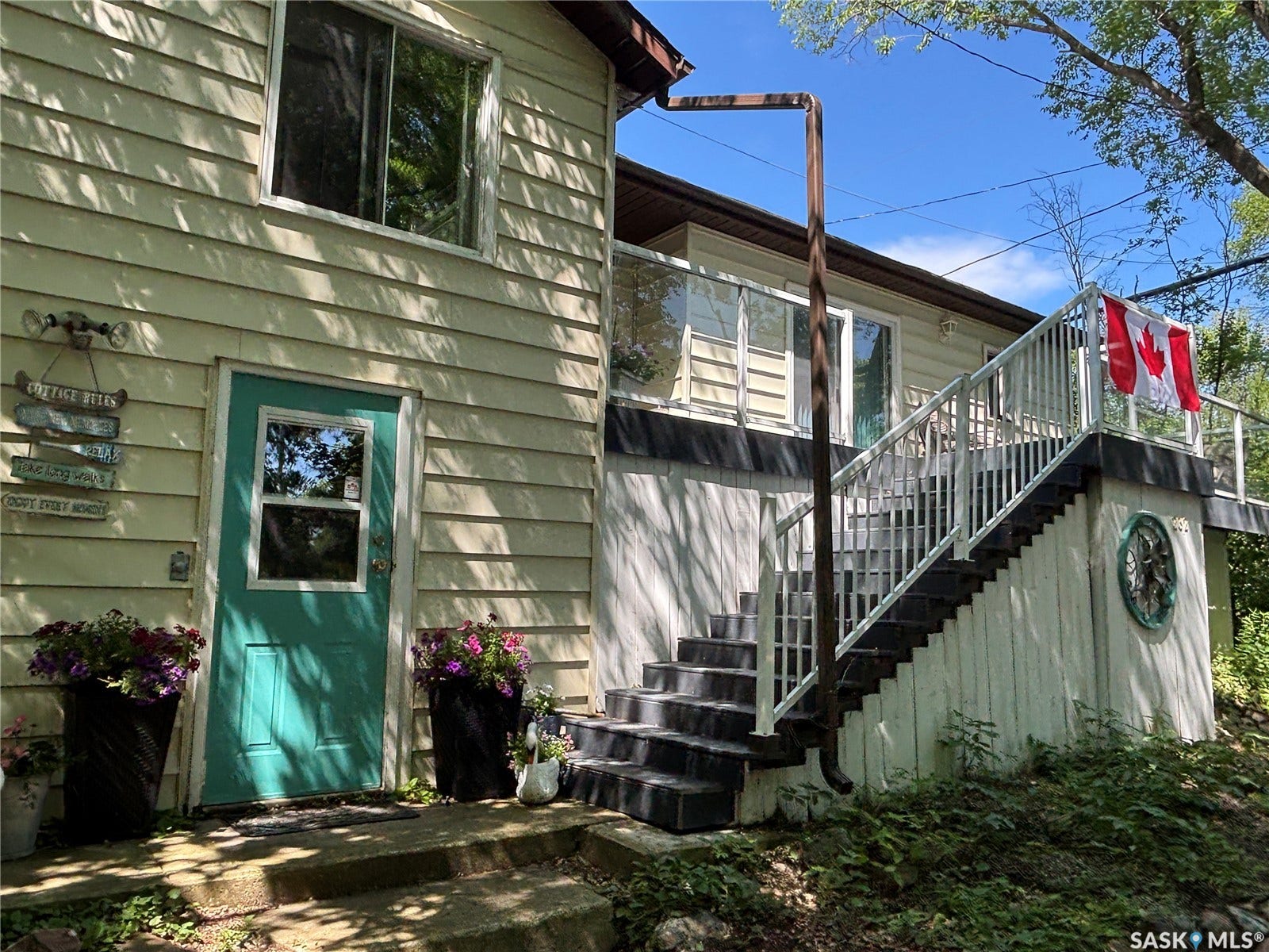 232 Green Avenue, Regina Beach SK S0G 4C0
