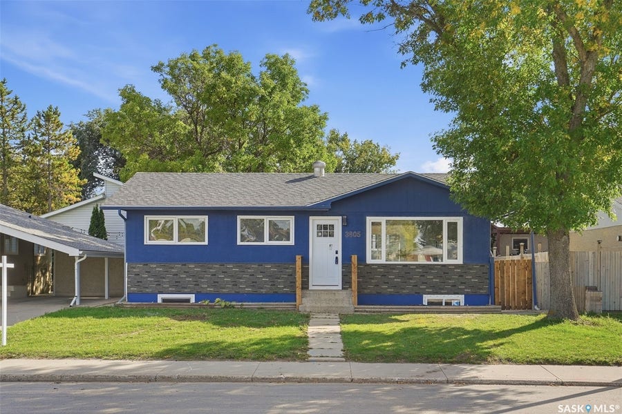 Property photo for 3805 Diefenbaker Drive, Saskatoon SK
