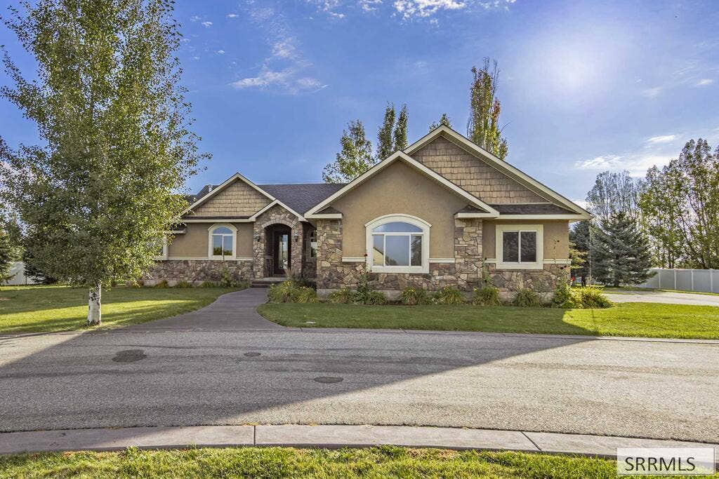 102 3918 E, Rigby, ID 83442 Main View