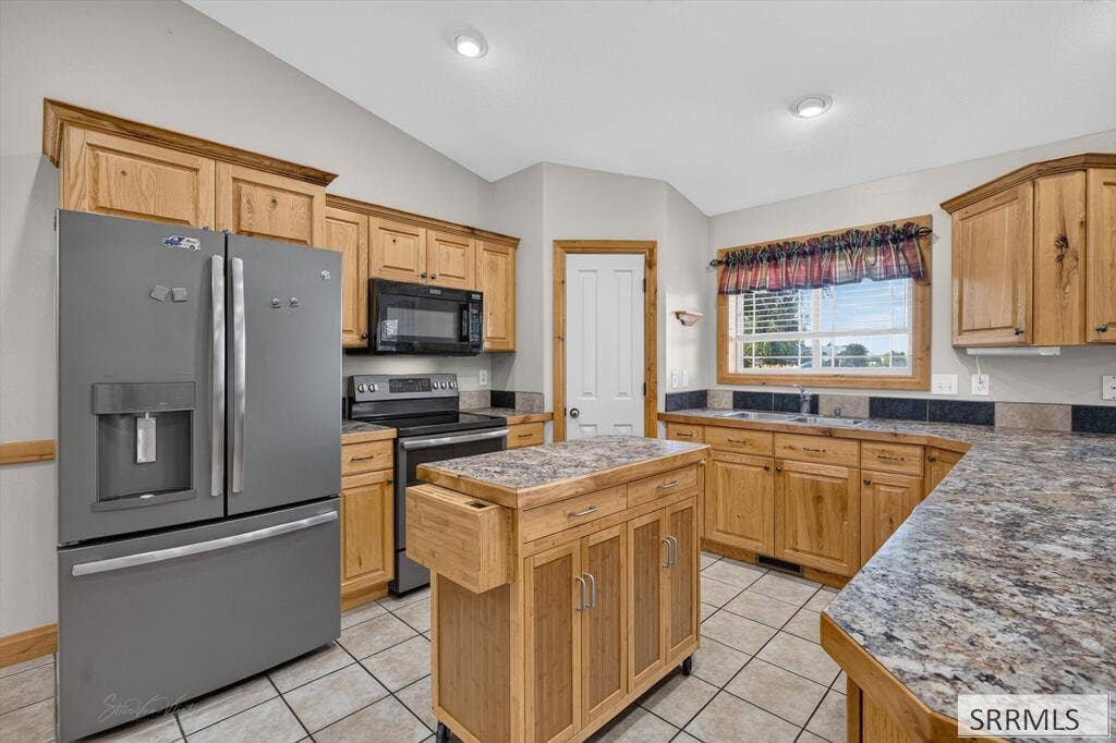 Blackfoot, ID 83221 Blackfoot, ID 83221