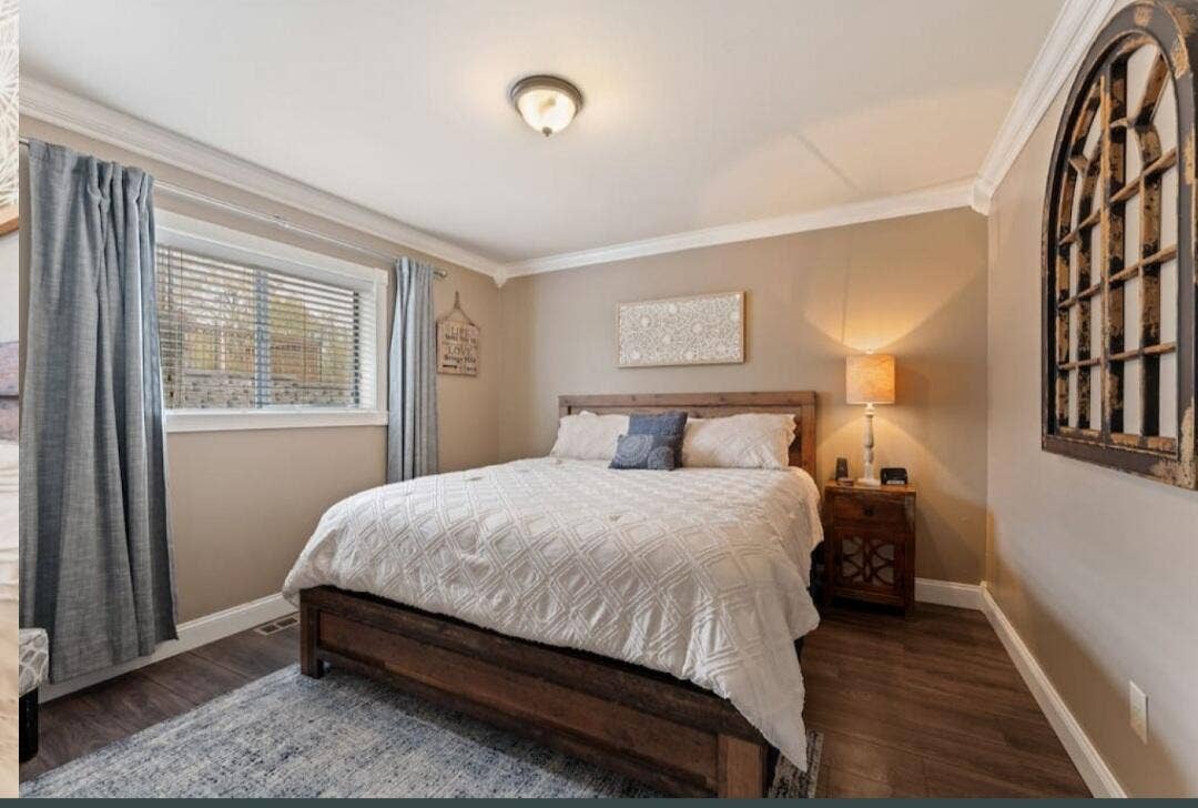 bedroom 2 area