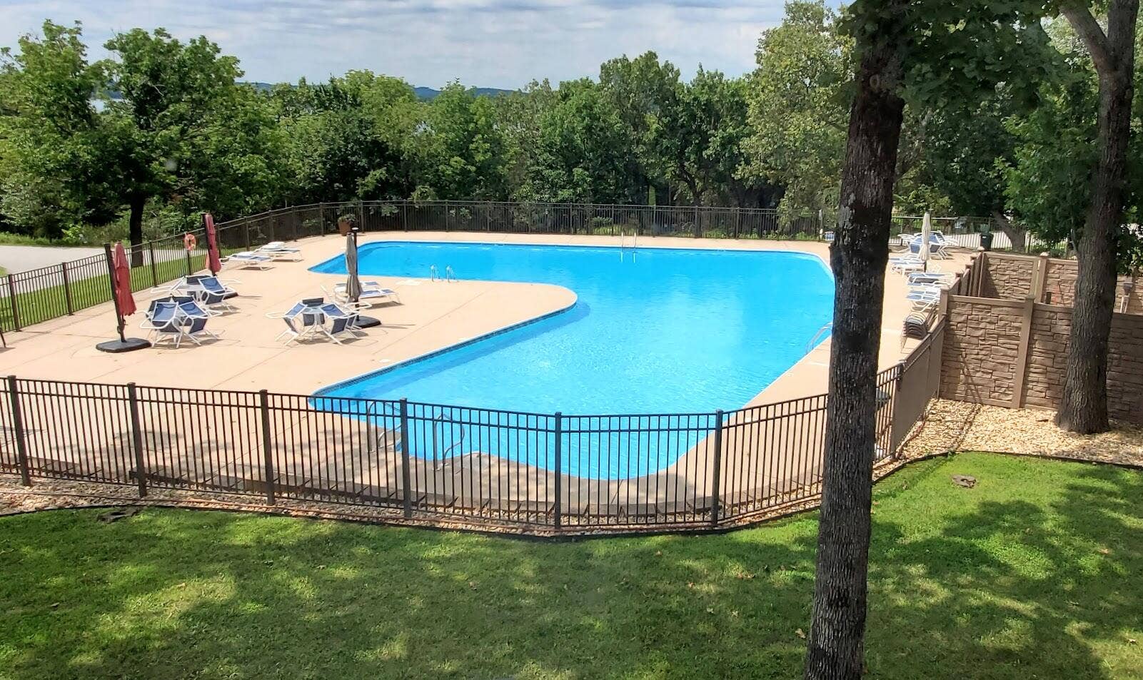 000 Lot 79 Summer Breeze, Kimberling City, MO 65686 Overlook Swimming Pool & Sun Deck
