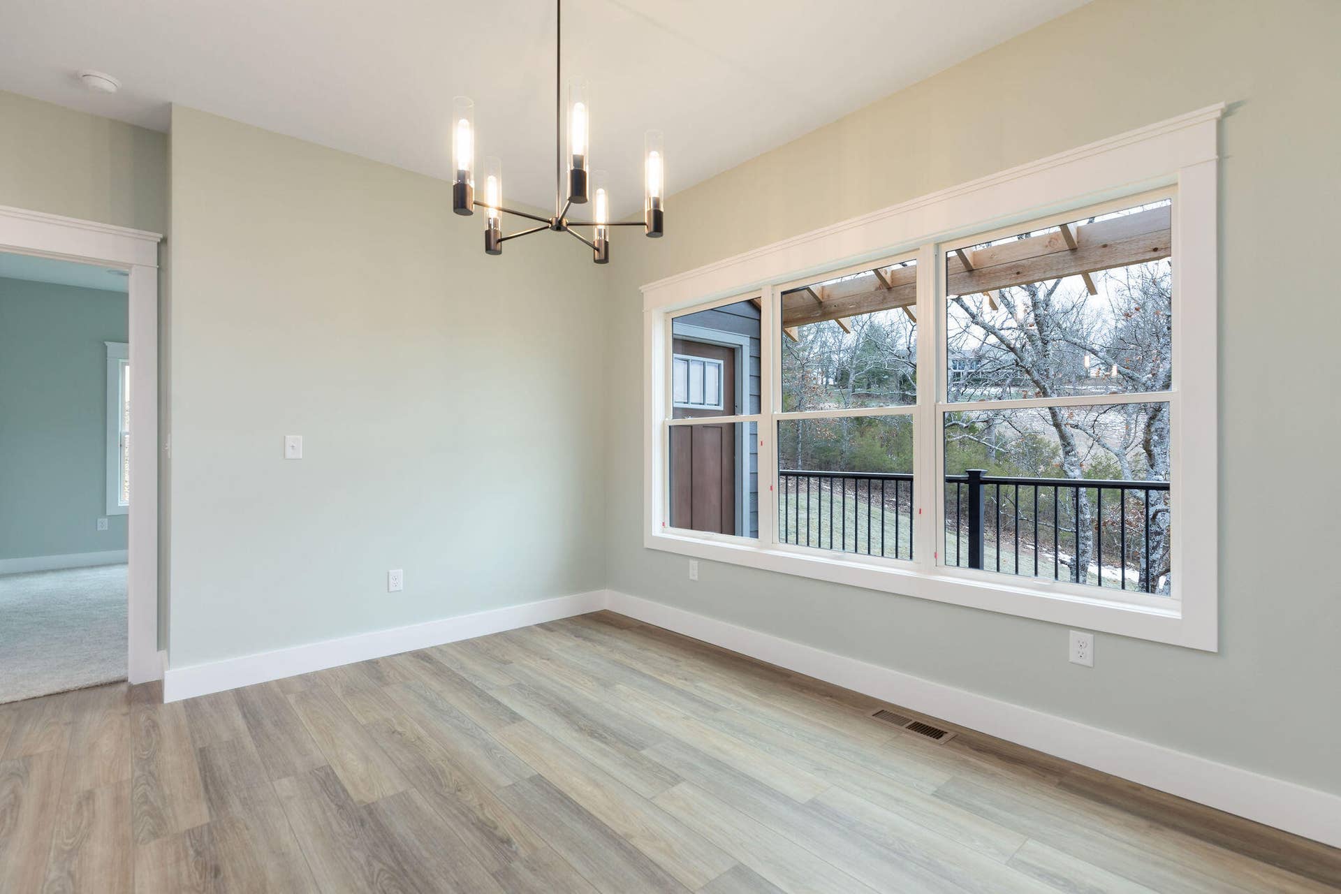 411SilverwoodCir-10