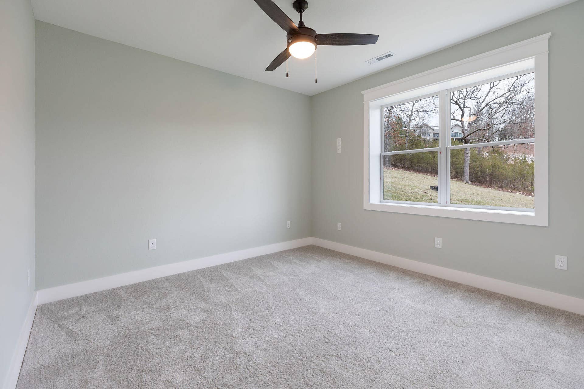 411SilverwoodCir-27
